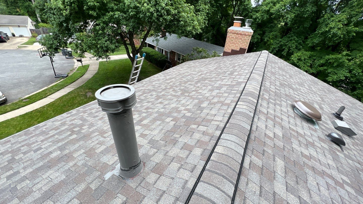 Springfield CertainTeed Landmark Weathered Wood Roof Installation by RM Banning, Inc.