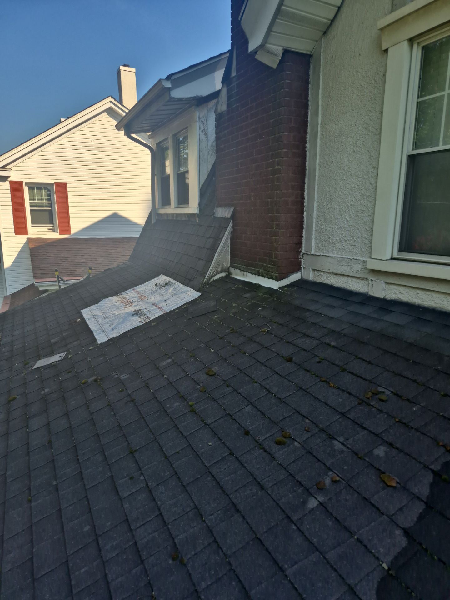Charleston WV IKO Dynasty Roof Replacement – Premium Asphalt Shingles & Expert Installation by Mr. Roofer