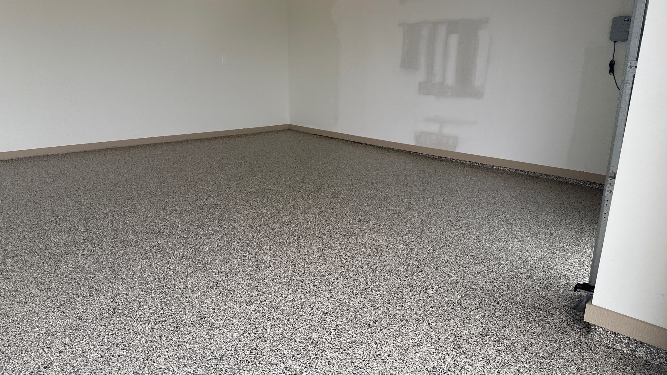 Loon Flake Looks Great  by Banner Garage