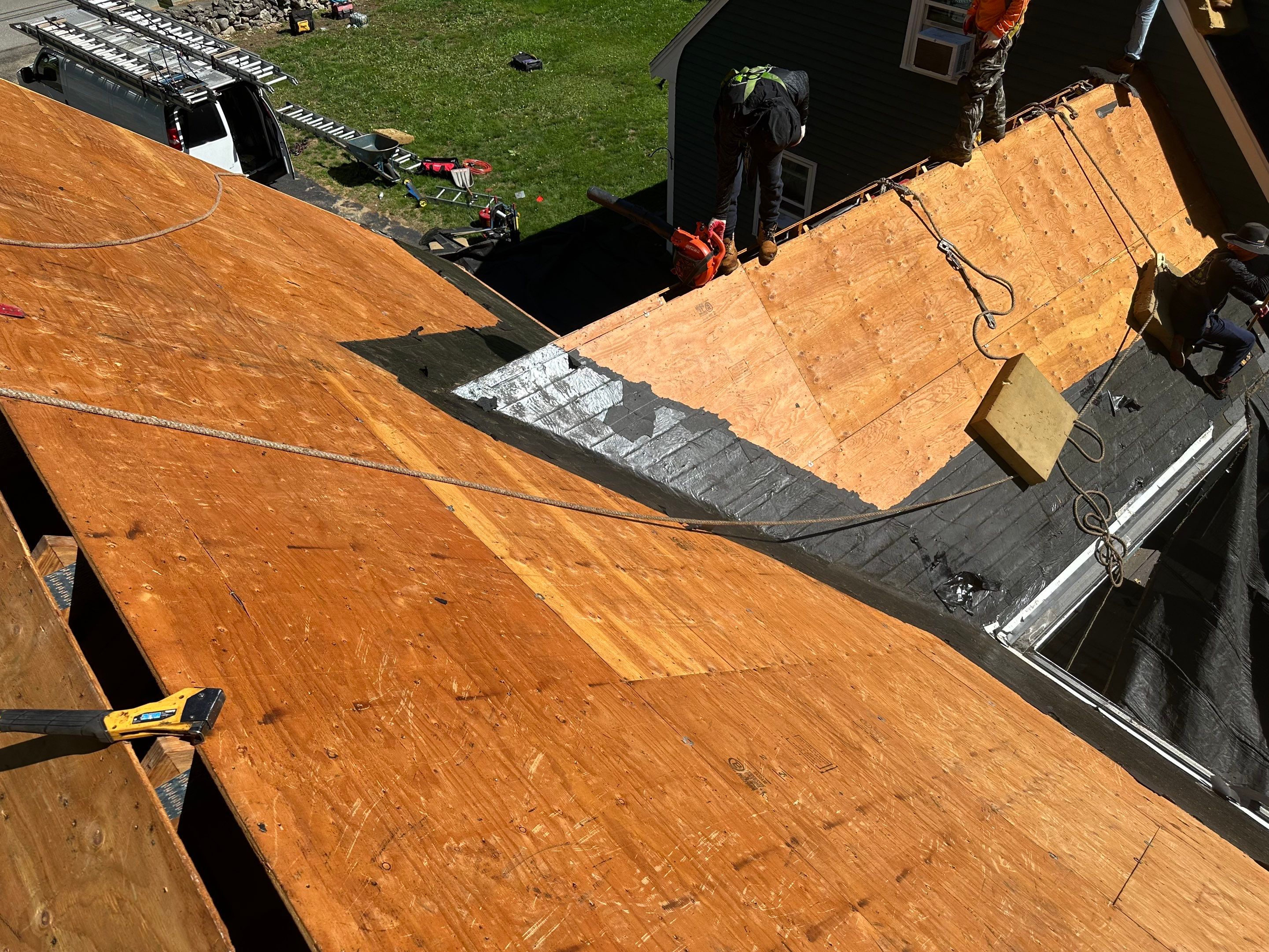 Asphalt Roof Replacement with IKO Cambridge Shingles in Deerfield by Tall pine roofing