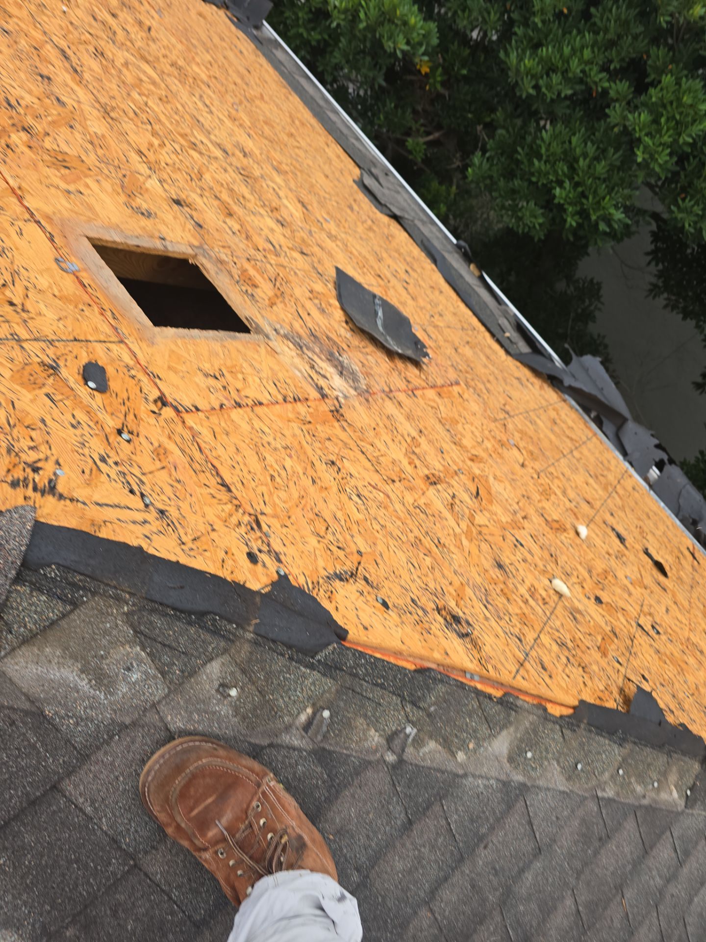 Roof Replacement Houston by Roof Repair Company