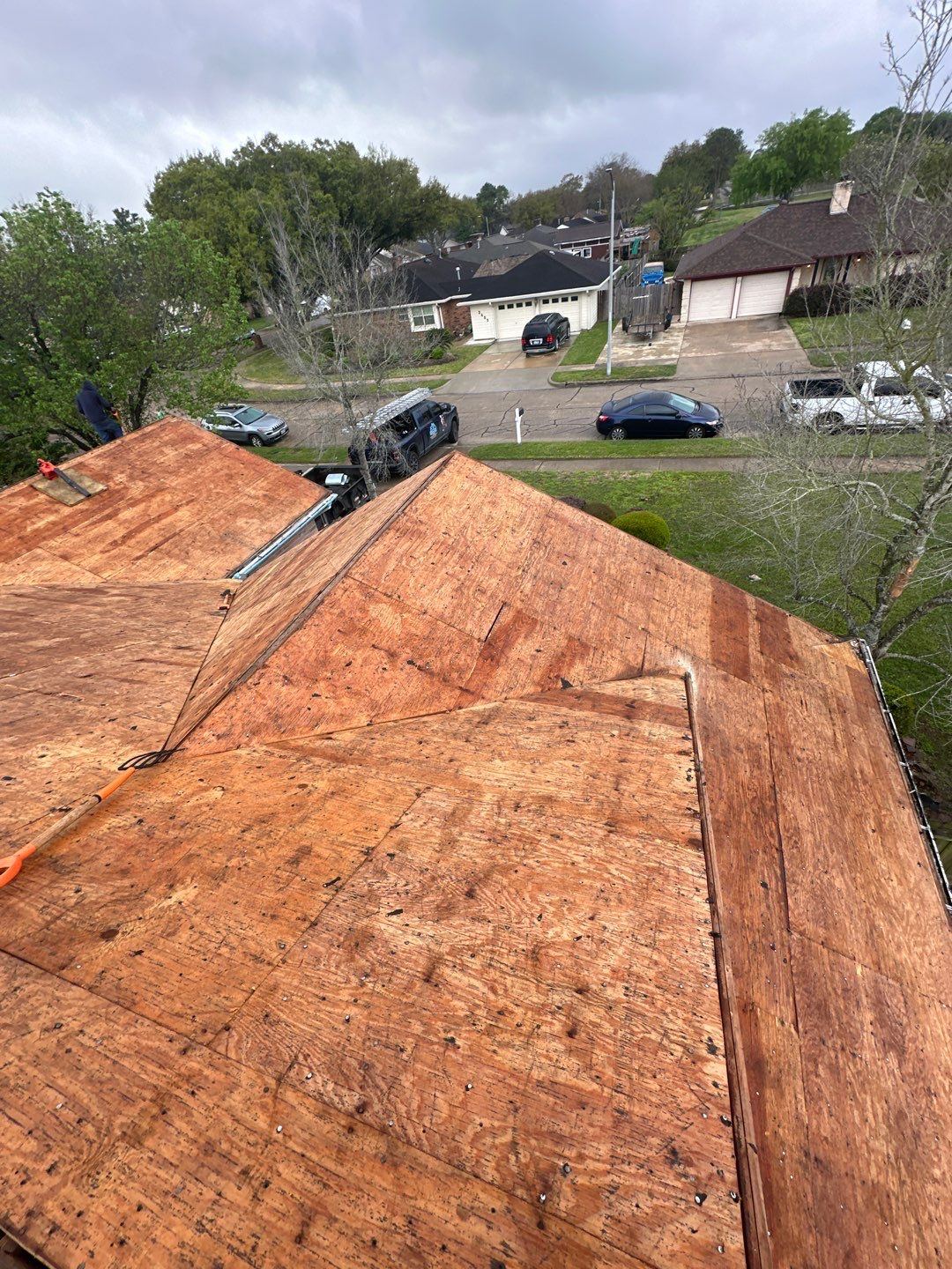 Residential Roofing Installation using Owen's Corning Duration (Lifetime) Shingles by Roof Repair Company