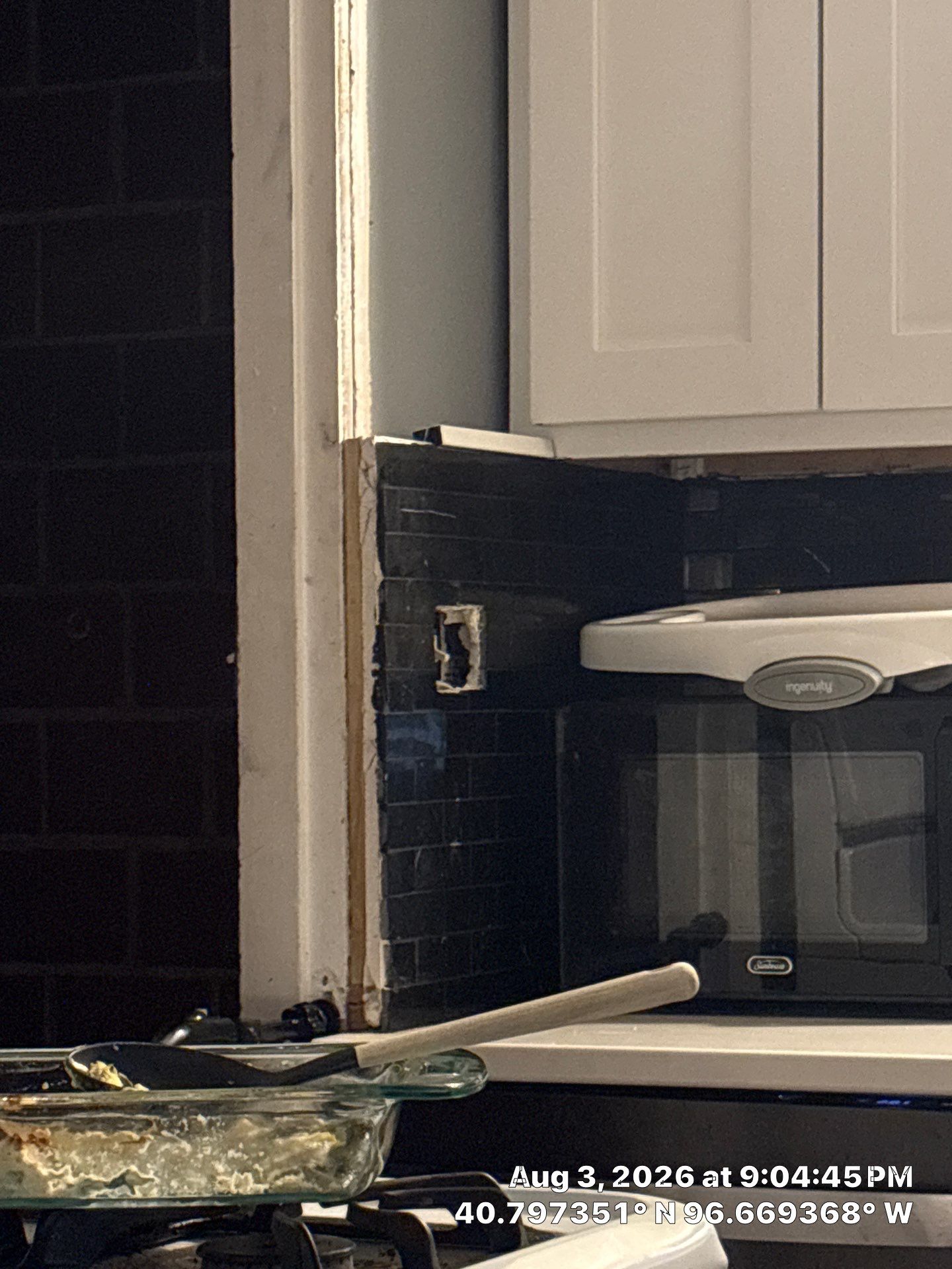Lincoln Kitchen Remodel with Two-Tone Cabinetry and Quartz Counters by CompanyCam Sales Demo