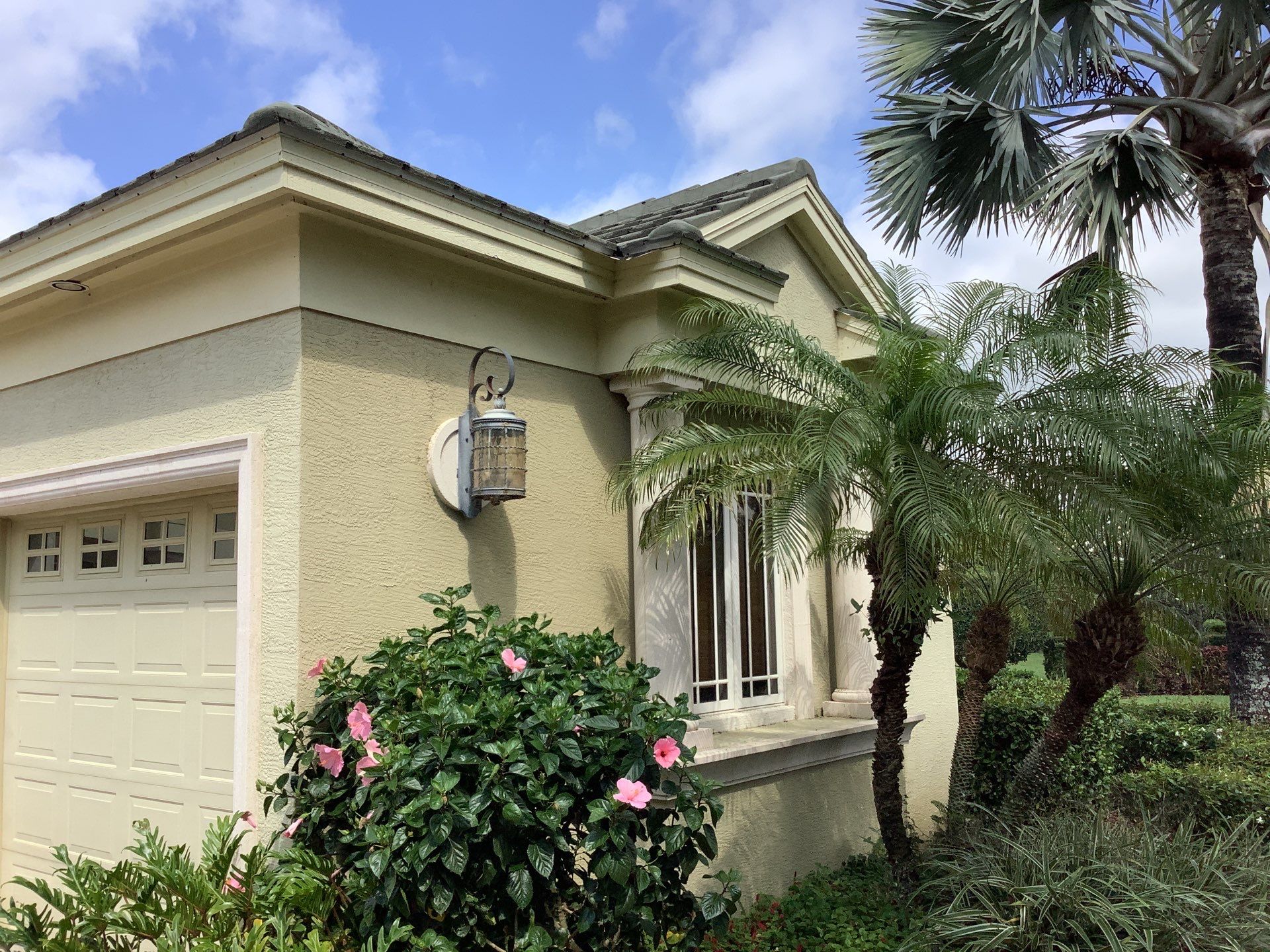 Gutter Project 7 inch seamless gutters using Cameo Gutters in Sarasota FL by Gutter Professors