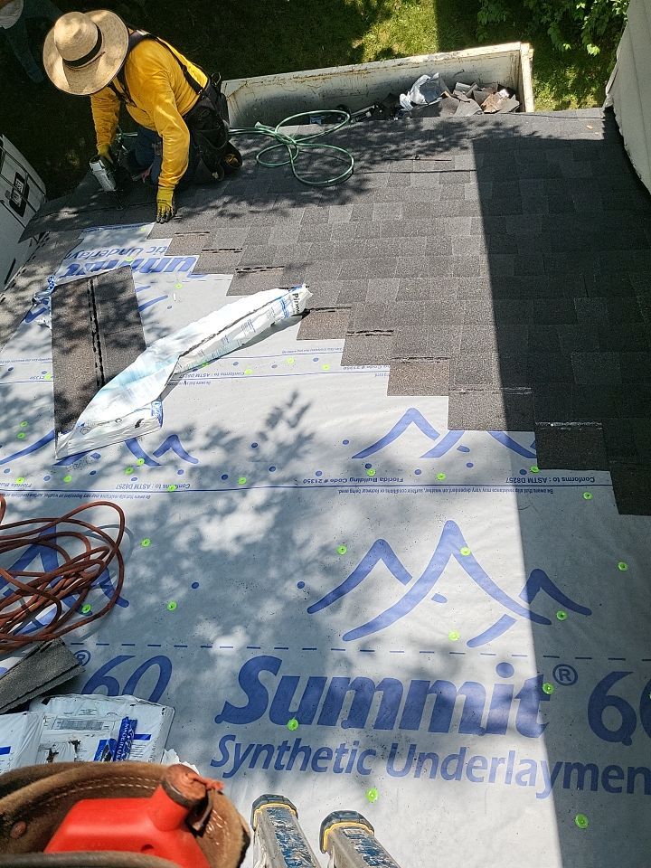 ATLAS PINNACLE COLOR: BLACK SHADOW by Eagle Eye Roofing