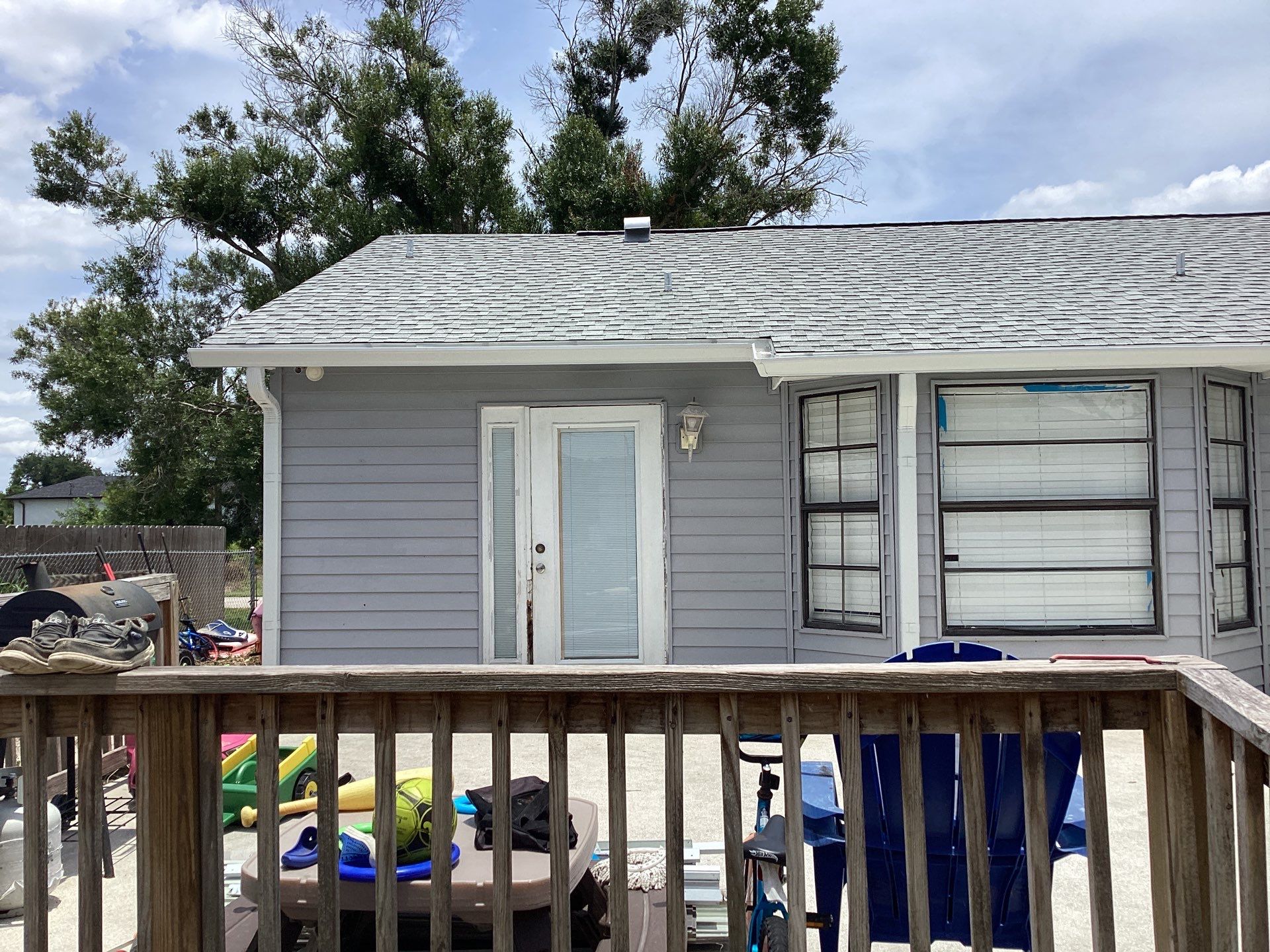 Aluminum Seamless Gutters using Splash Guard in Cape Coral FL by Gutter Professors