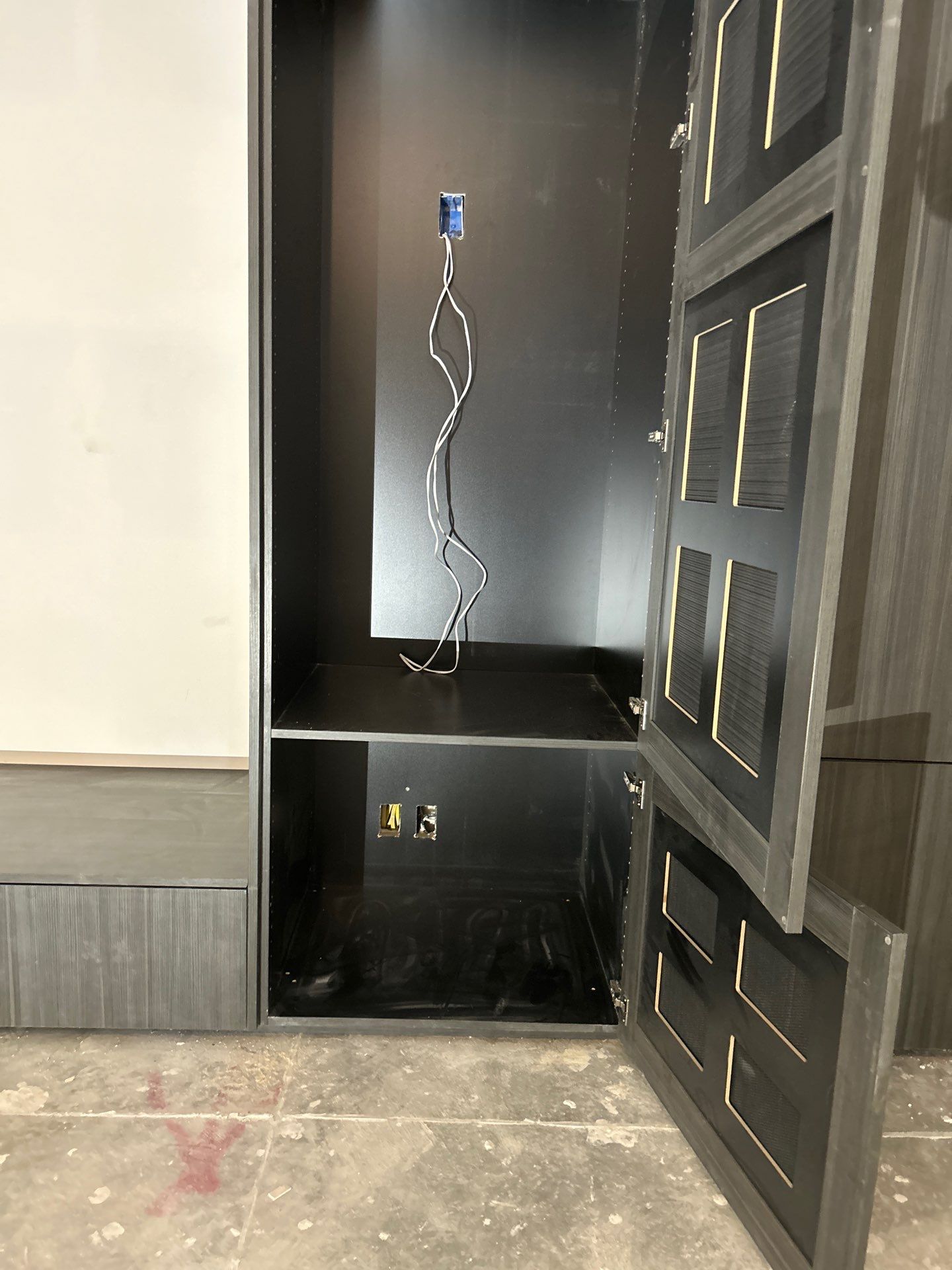 Denver Kitchen, Bath, Home Entertainment, and Closet Install by Concept 32, Inc.