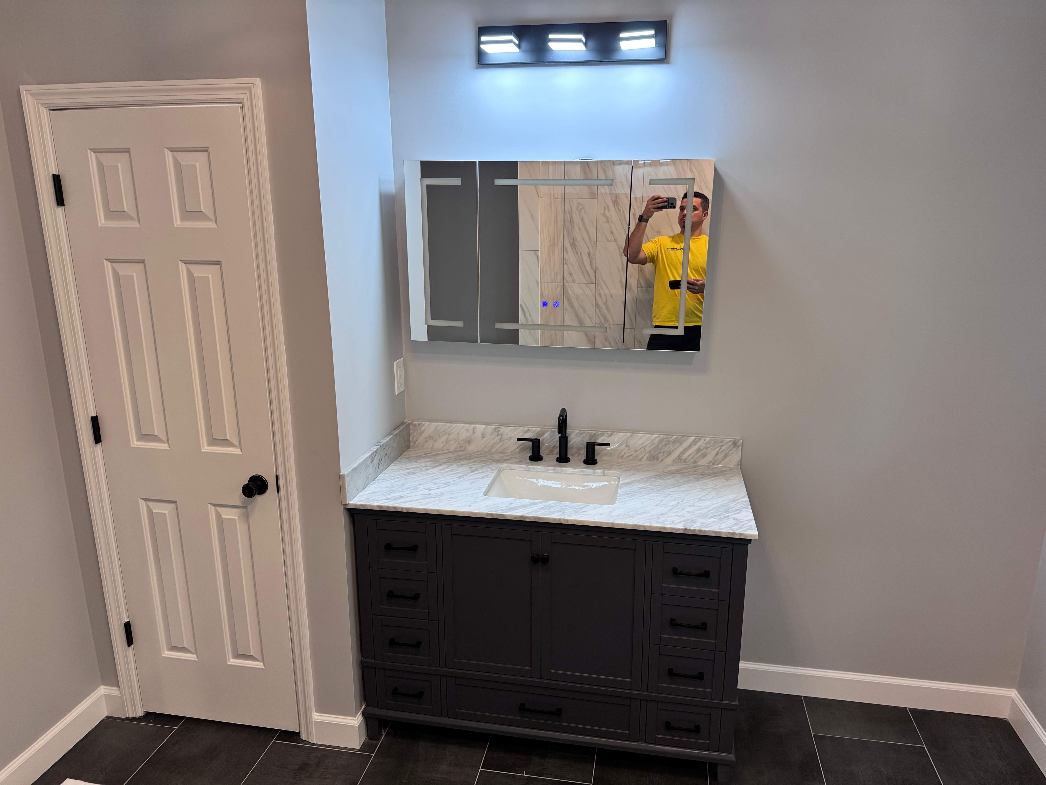 Master bathroom renovation by Prudencio