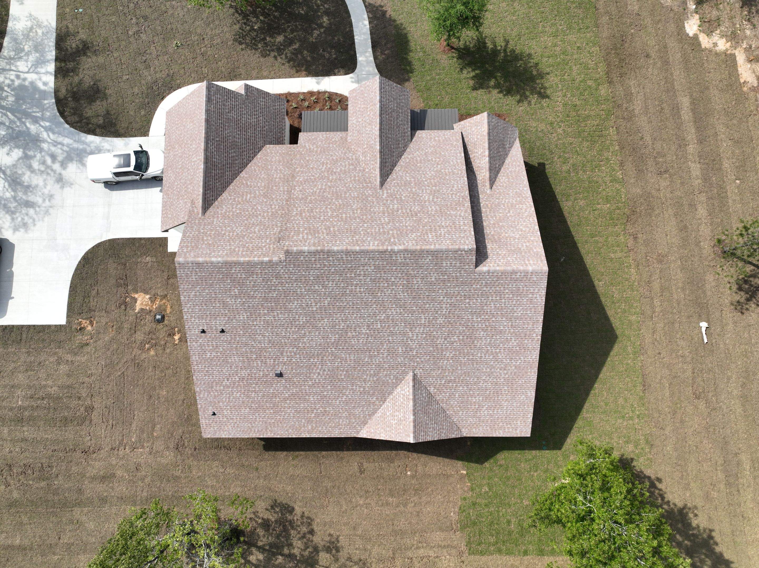 Dimensional Shingle Roof System by Professional Roofing Company