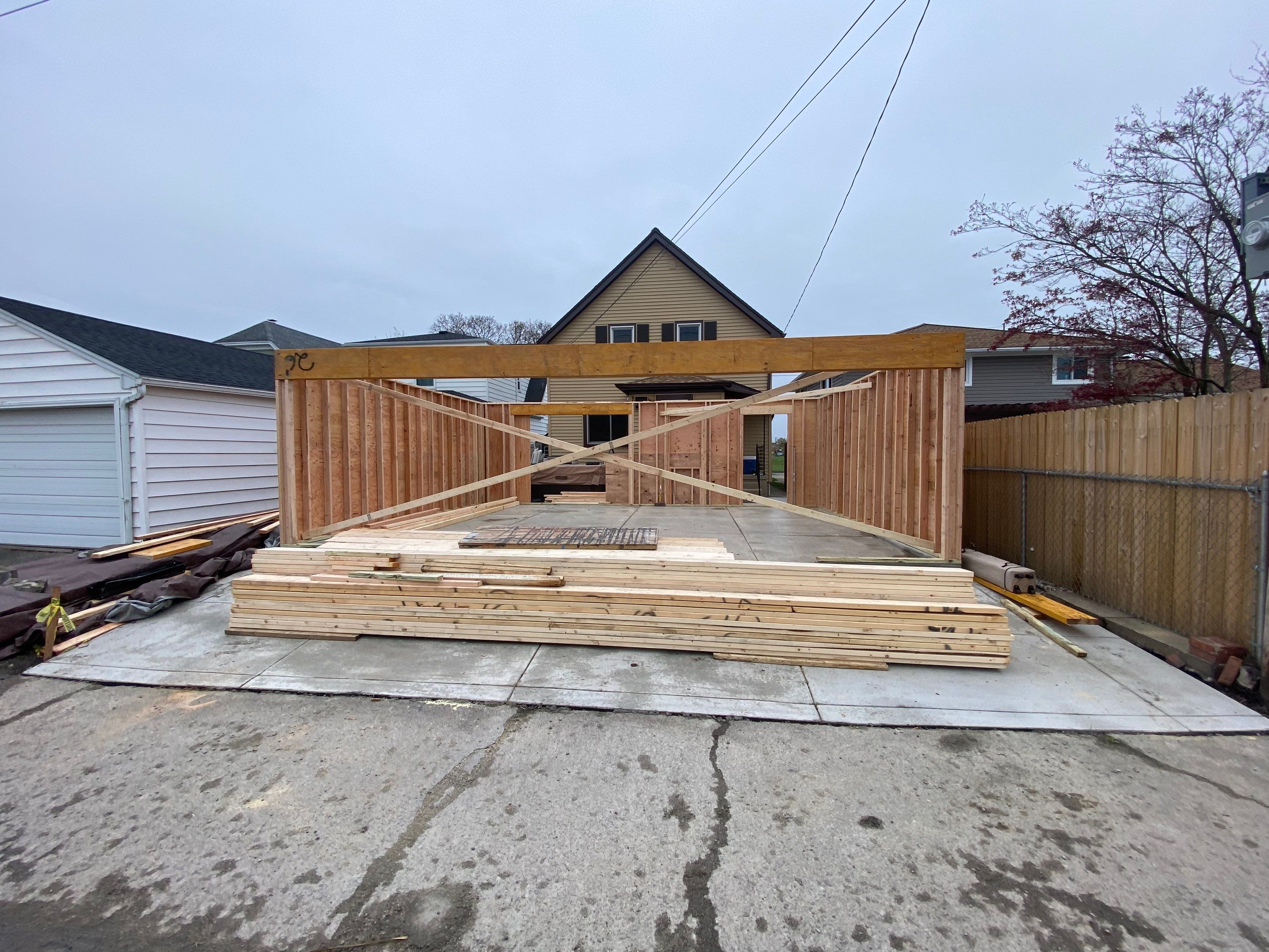 Garage by Ivy Lea Construction