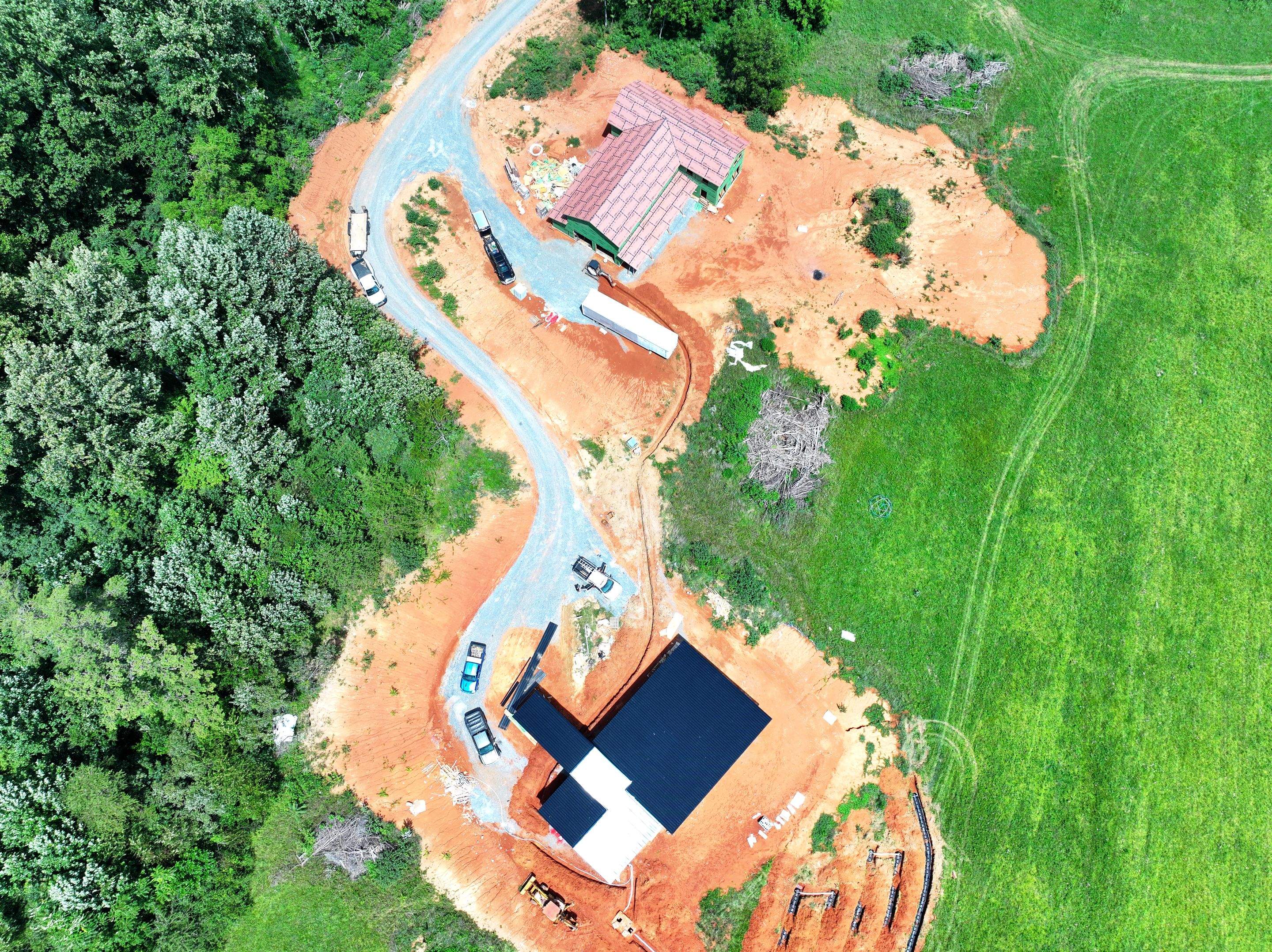 Titus Sr. Residence by Omnia Roofing