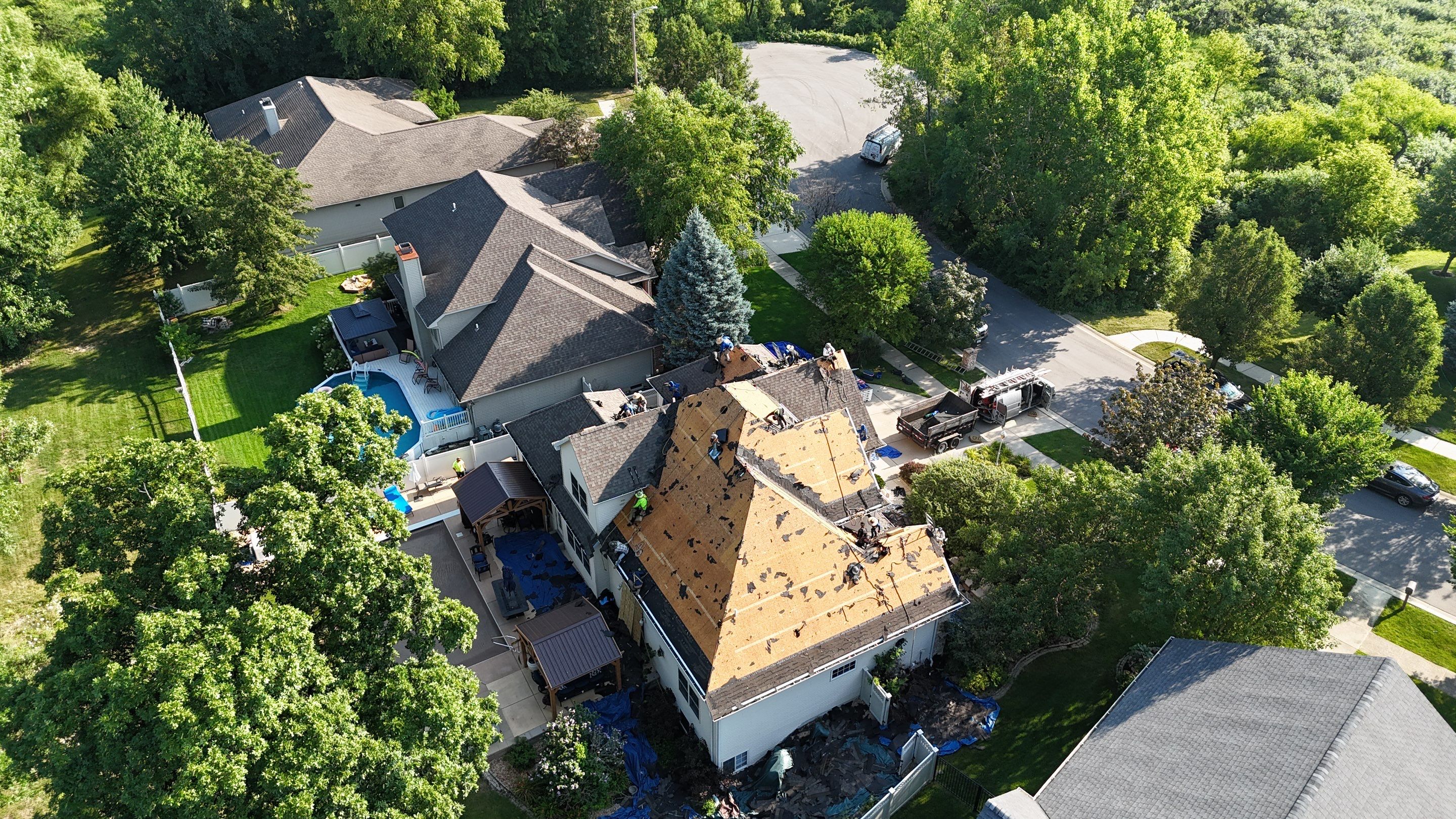 Roofing using GAF Weathered Wood by Optimal Home Improvement 