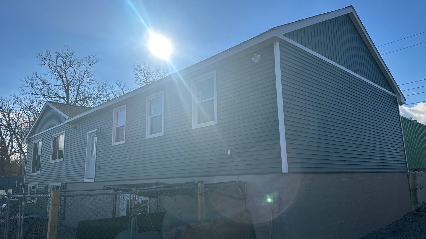 Siding Replacement using CertainTeed Restoration Classis D4 by 180 Contractors