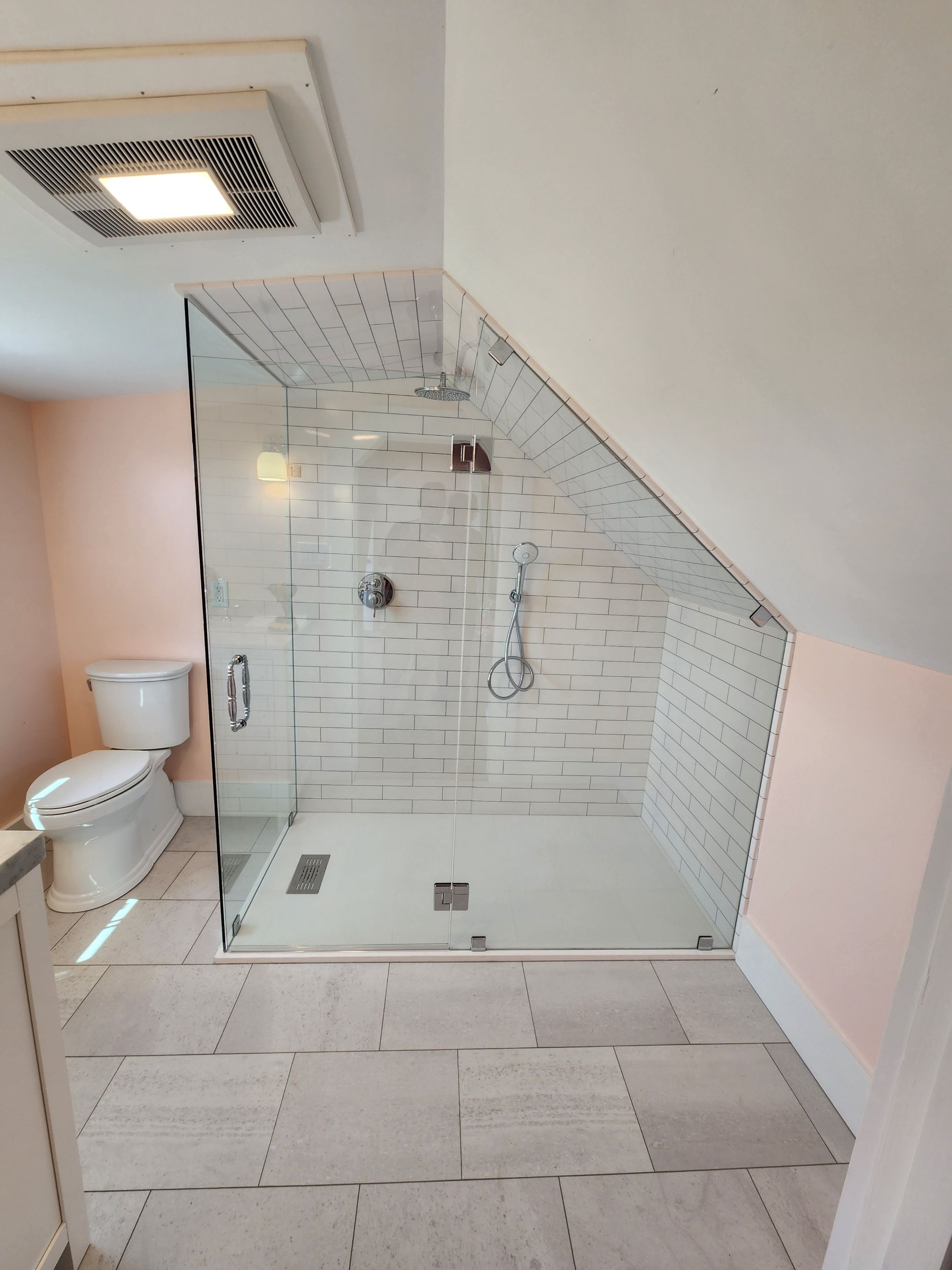 Floor-to Ceiling Shower using Tempered Shower Glass by Cheshire Glass Company
