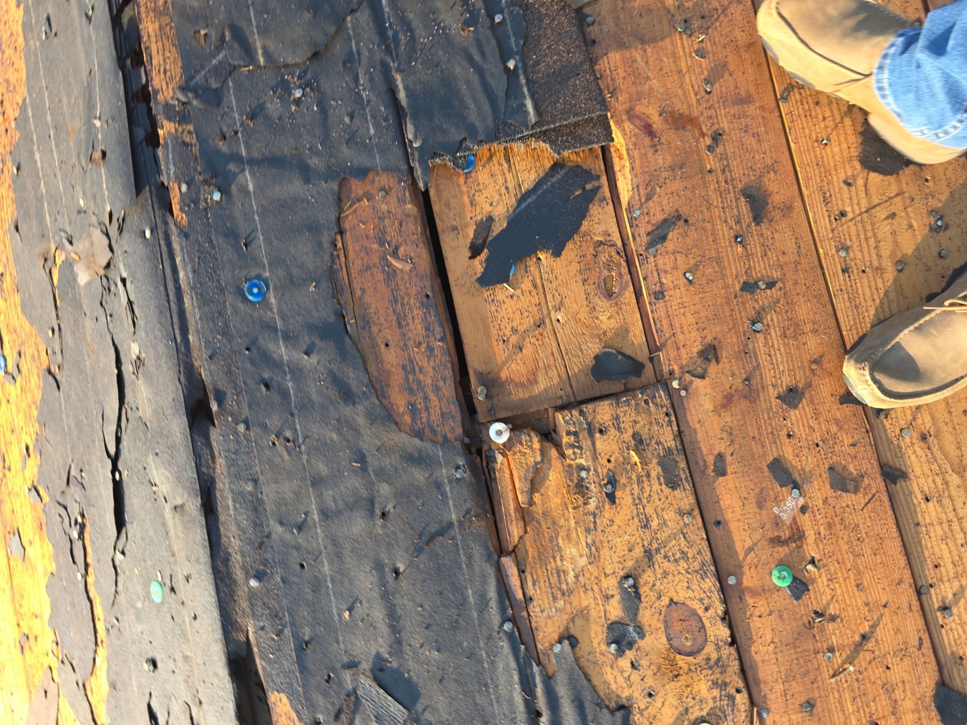 Project in Nederland by SETX Roofing Pros 