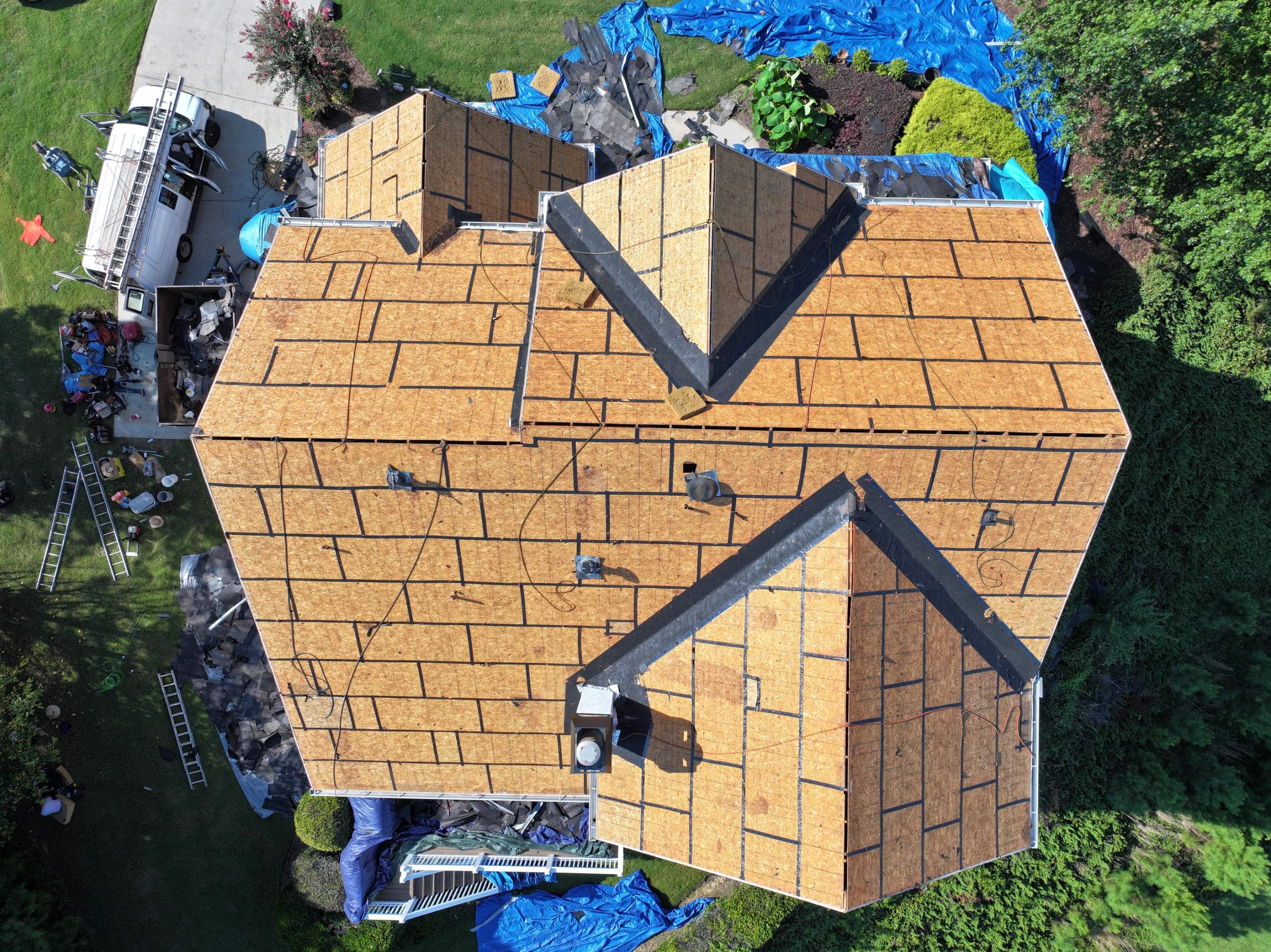 Atlas StormMaster - Weathered Wood by Douglas Construction 