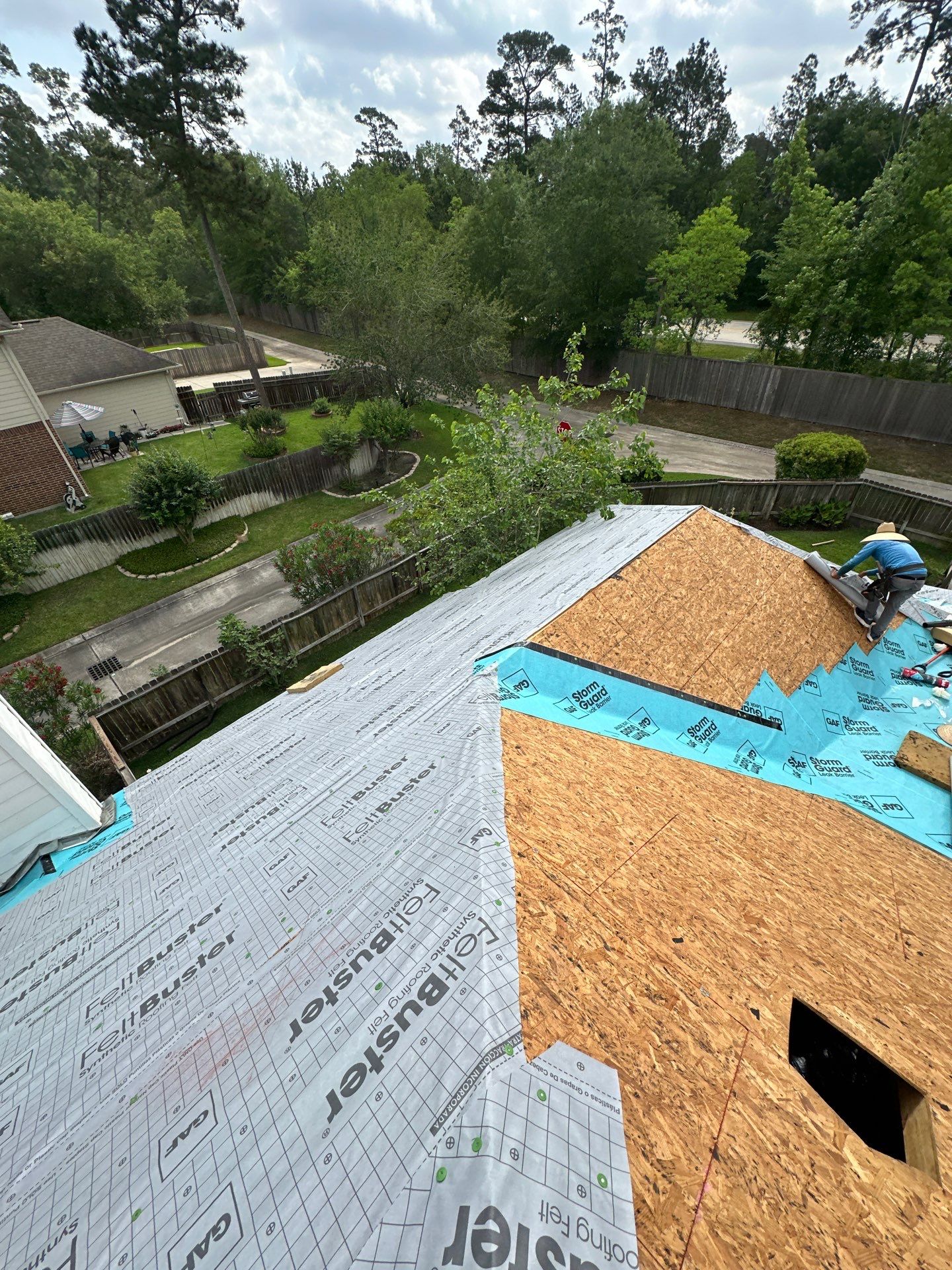 Roof Replacement in Sterling Ridge, Spring TX by Roof Repair Company