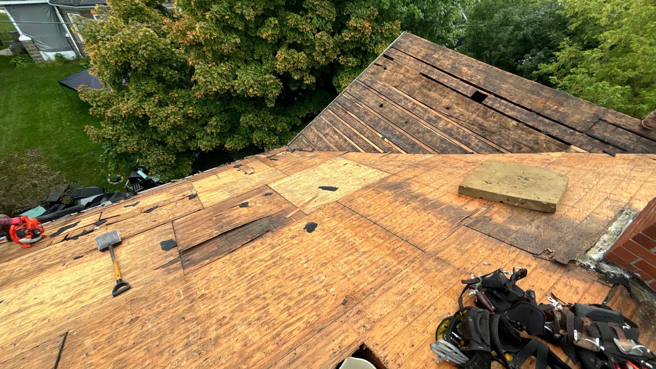 Roof Replacement using CertainTeed Northgate by 180 Contractors
