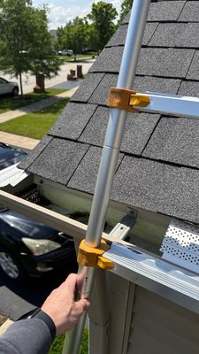 Turtle Shell gutter protection installation in Plainfield, IL 60585, photograph 6