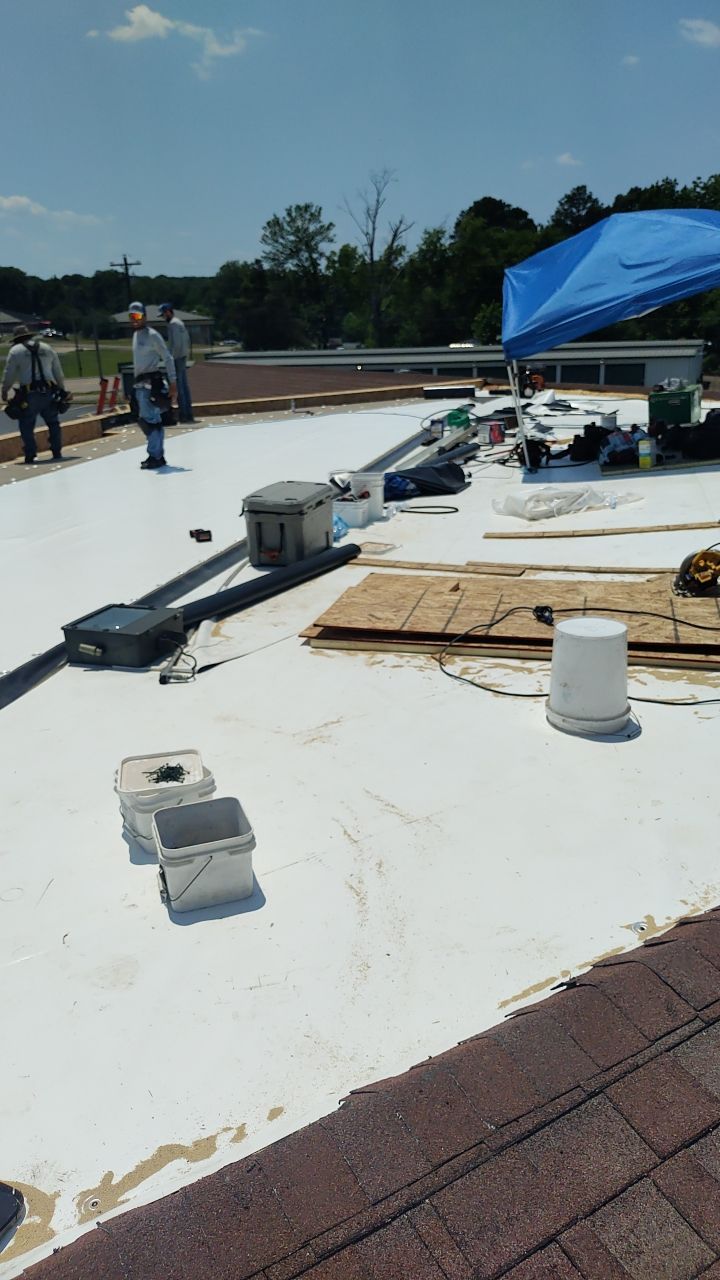 First Assembly of God, De Queen, Arkansas by Hostetler Roofing