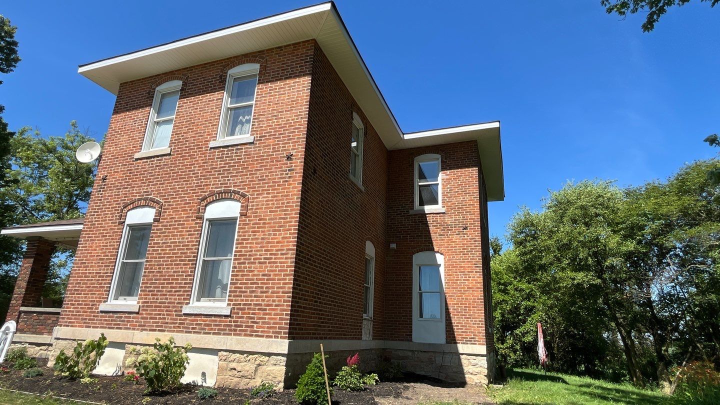 Soffit/fascia/gutter replacement by Nitro Roofing and Construction