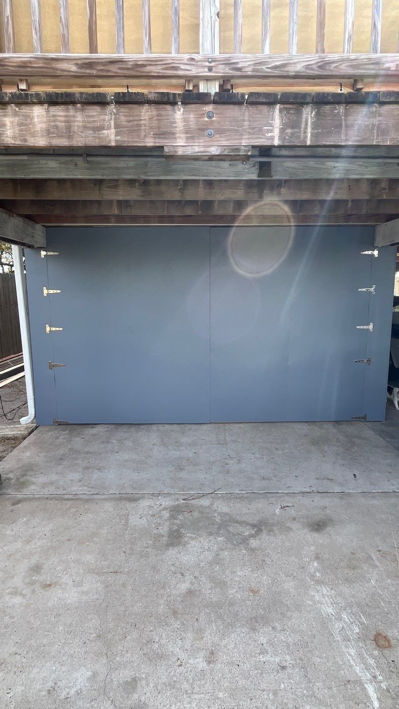 Bayfront Knows Breakaway Walls! by Bayfront Roofing and Construction
