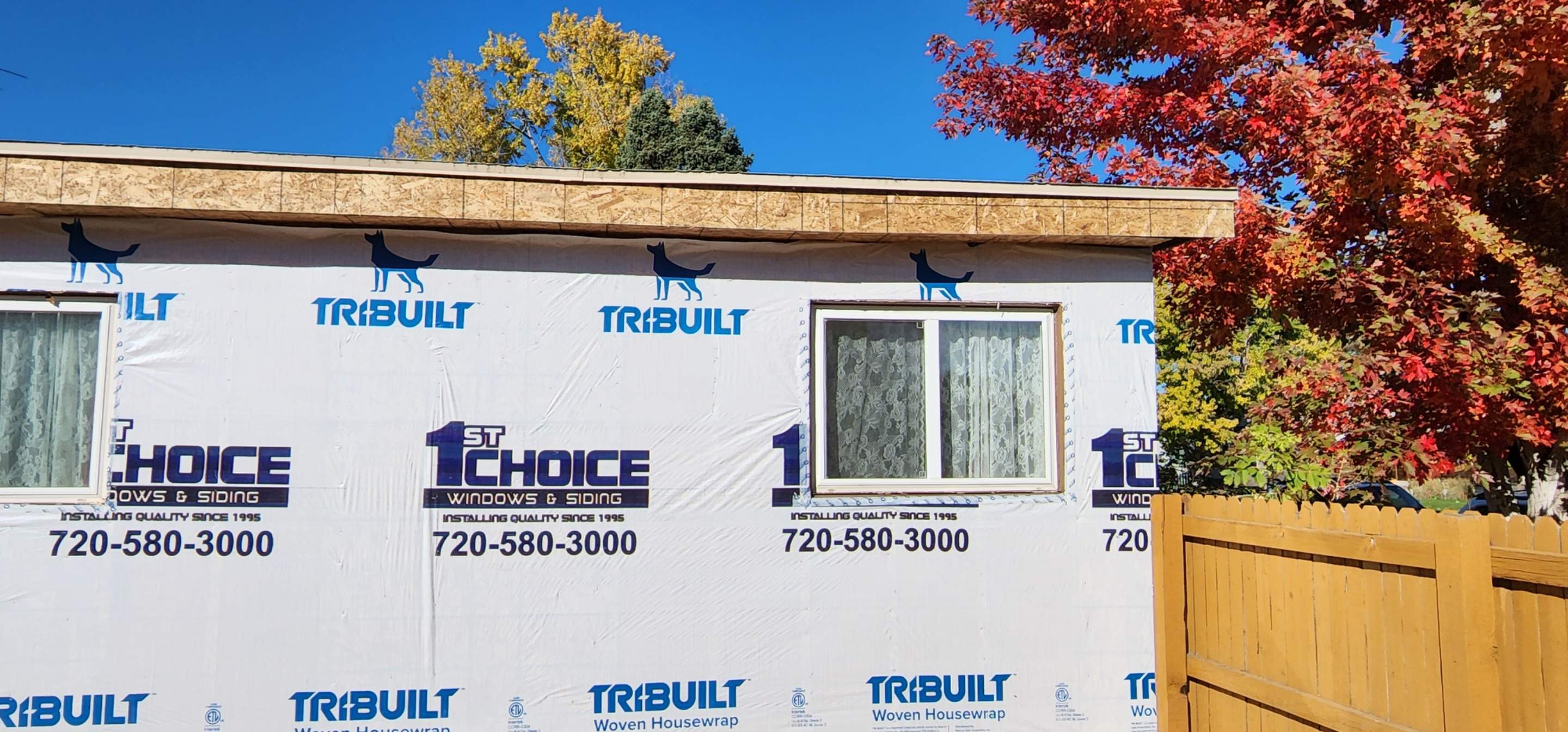 Beautiful little home in Denver receiving Lp Smartside Siding by 1st choice windows and siding