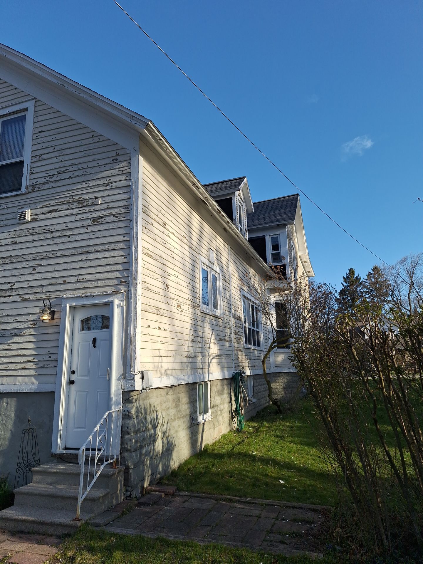 Home Exterior Painting by Gordon Painting