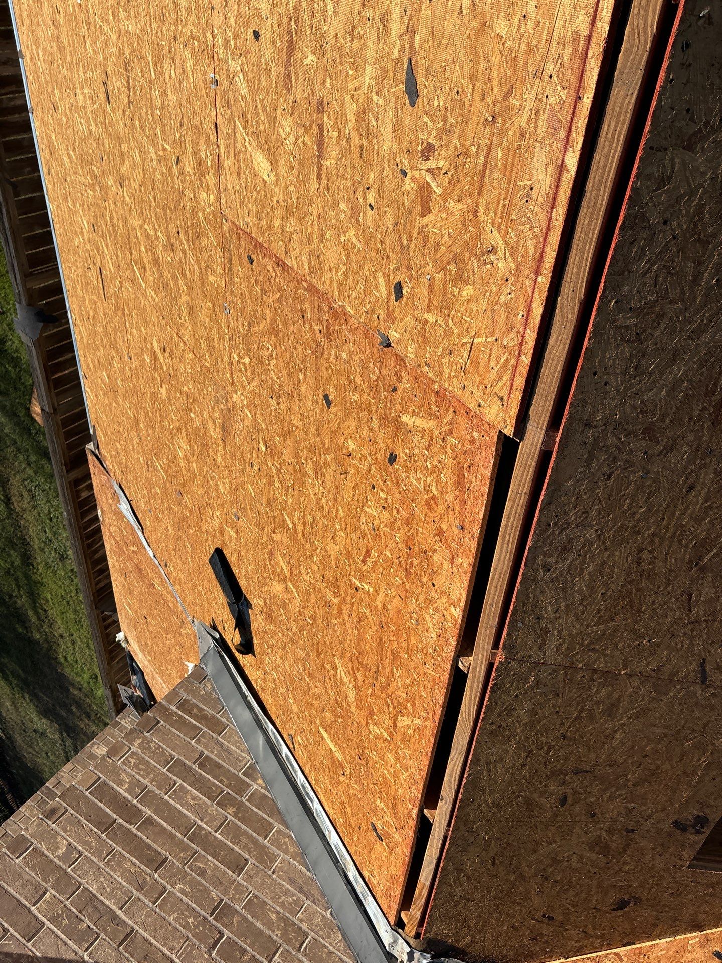 Residential Roofing Installation using Owen's Corning Duration (Lifetime) Shingles by Roof Repair Company