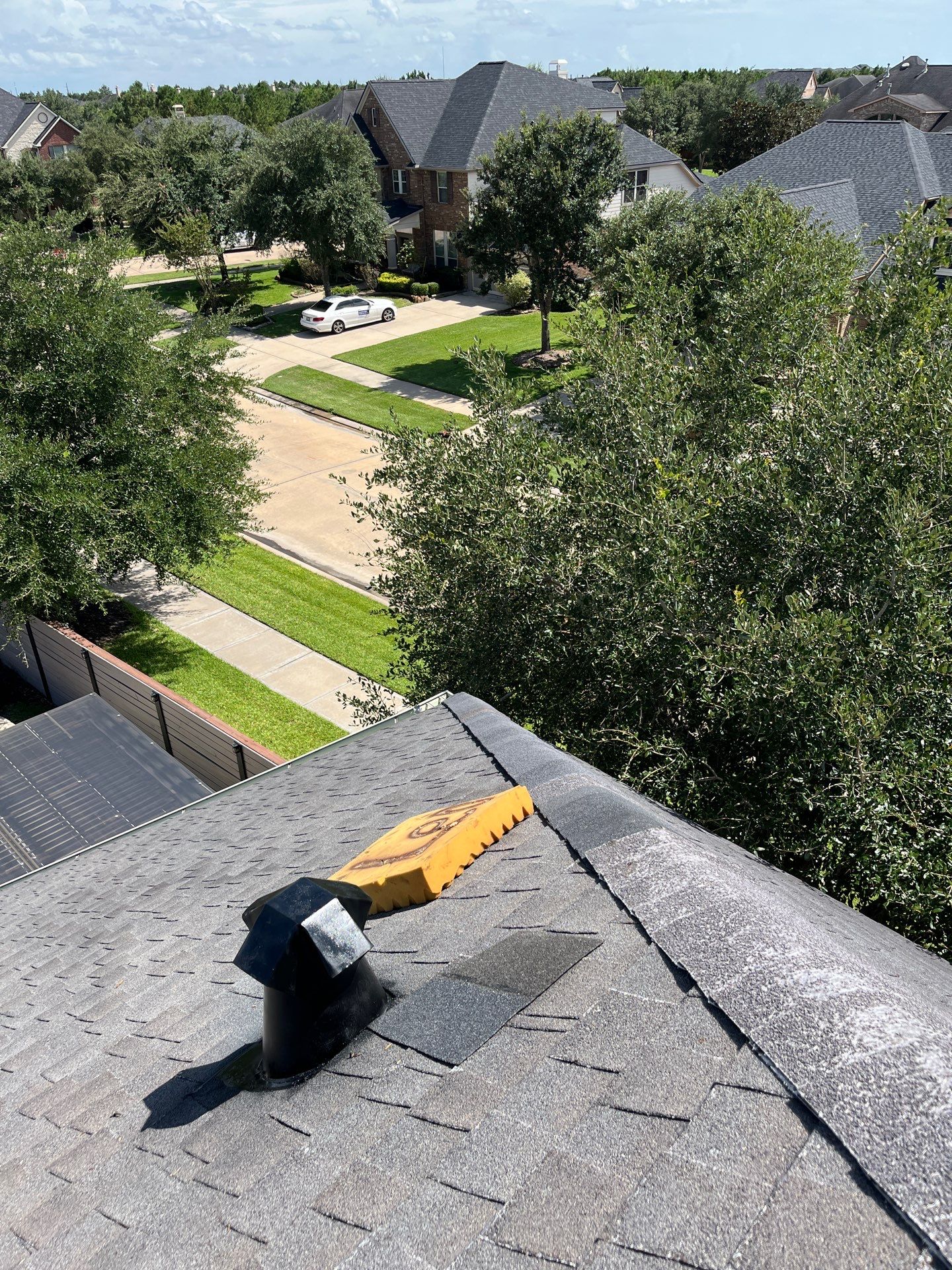 Hail Damage using Owen's Corning Duration (Lifetime) Shingles by Roof Repair Company