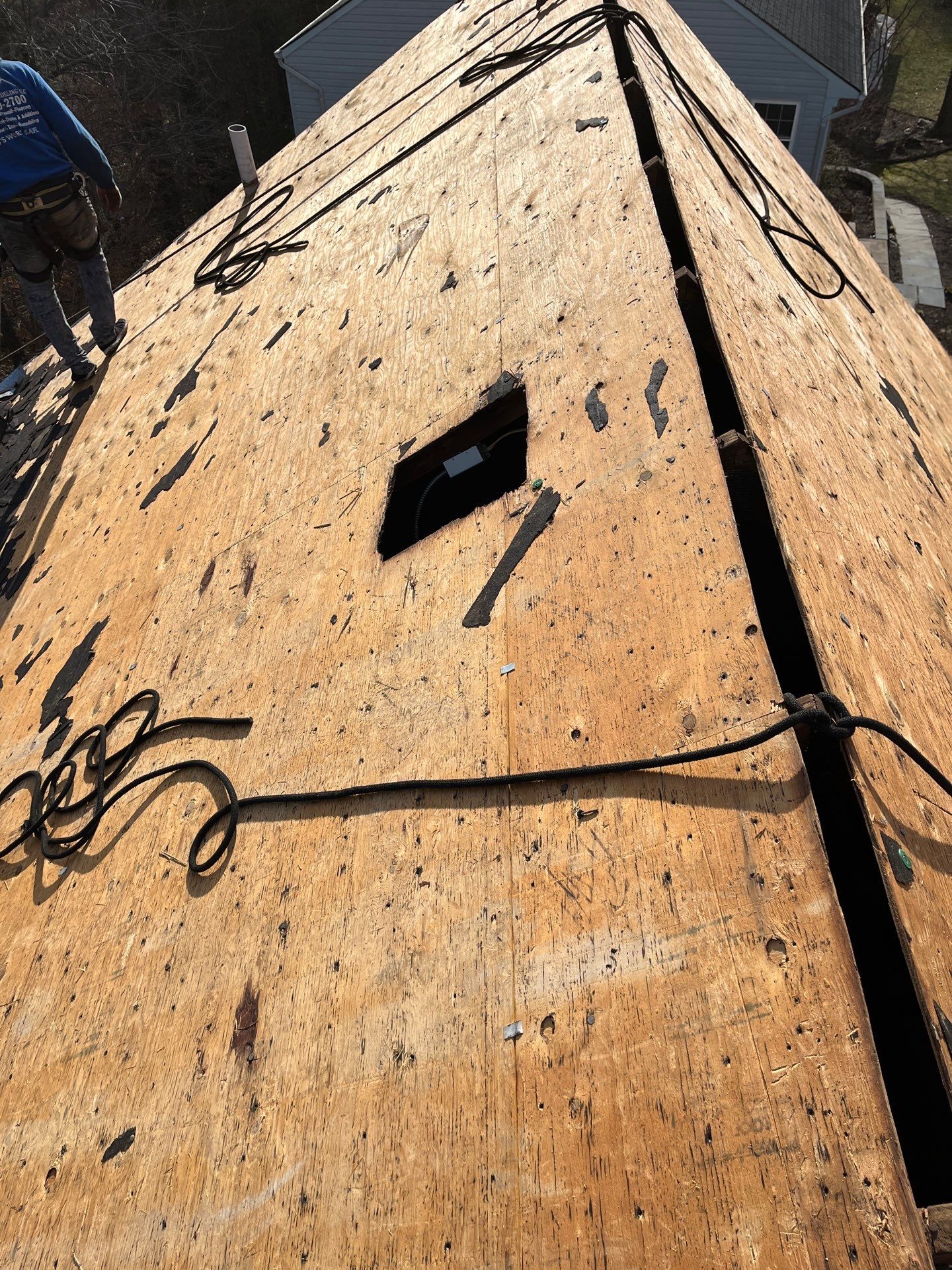 Springfield CertainTeed Landmark in Resawn Shake by RM Banning, Inc.