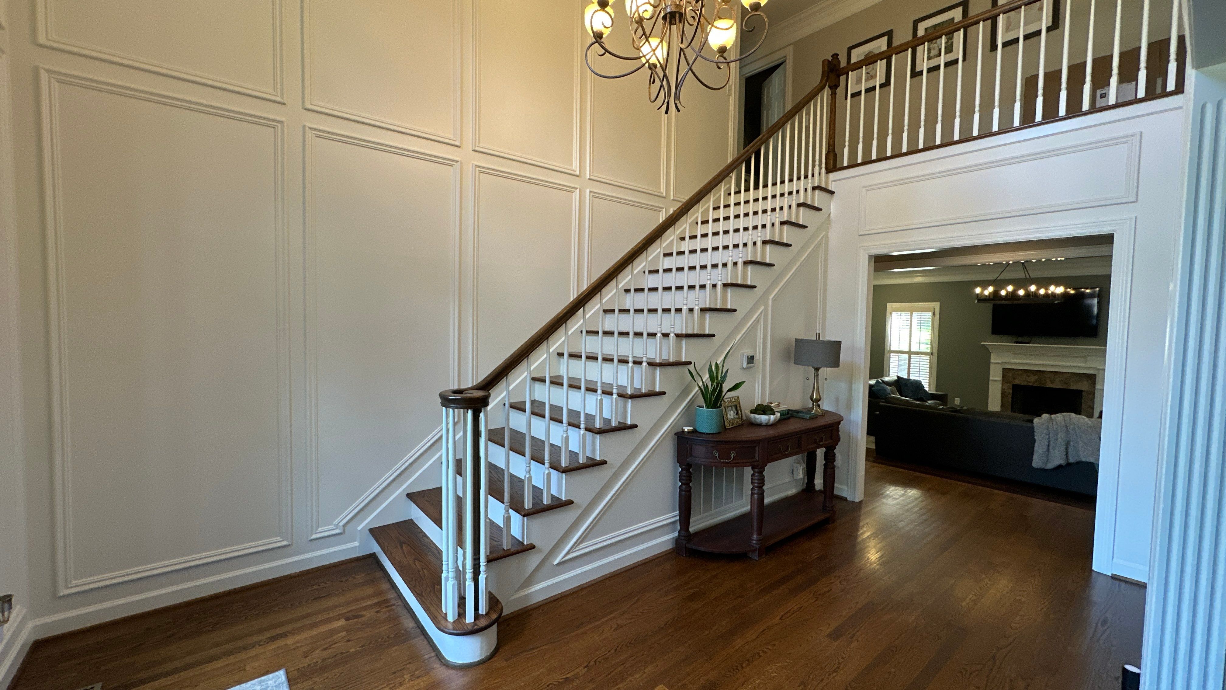 Interior Painting/Trim Work in Brentwood by Music City Improvements