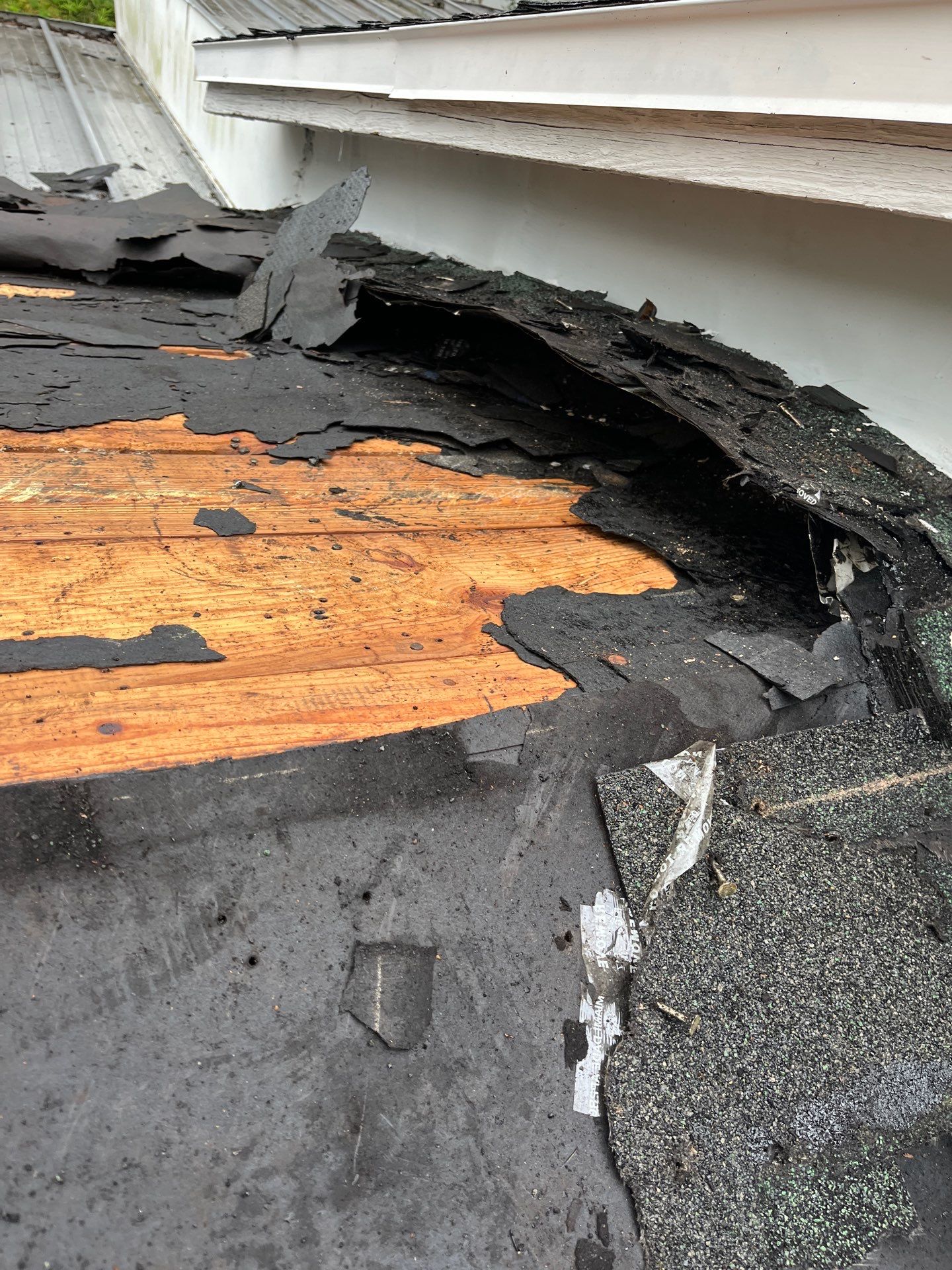 Project in St. Petersburg 33703 by Mitchell Roofing Company LLC