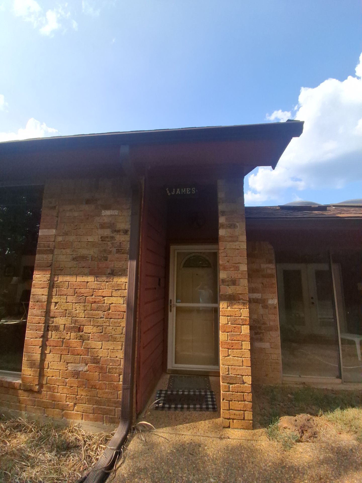Longview, TX Exterior Wood Restoration & Paint Transformation by Quality Coats Painting