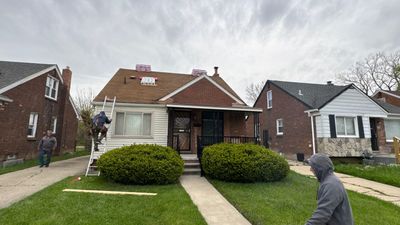 Roof Replacement using Owens Corning Onyx Black