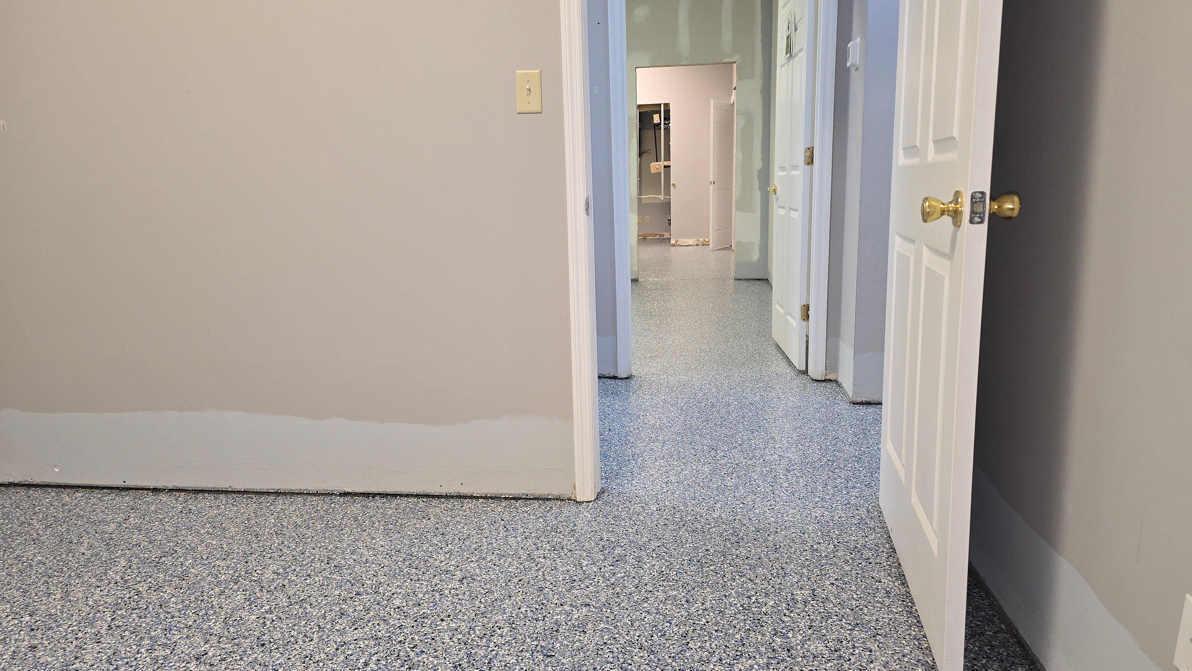 Lab & Office Space Using Comet by Elite Floor Solutions