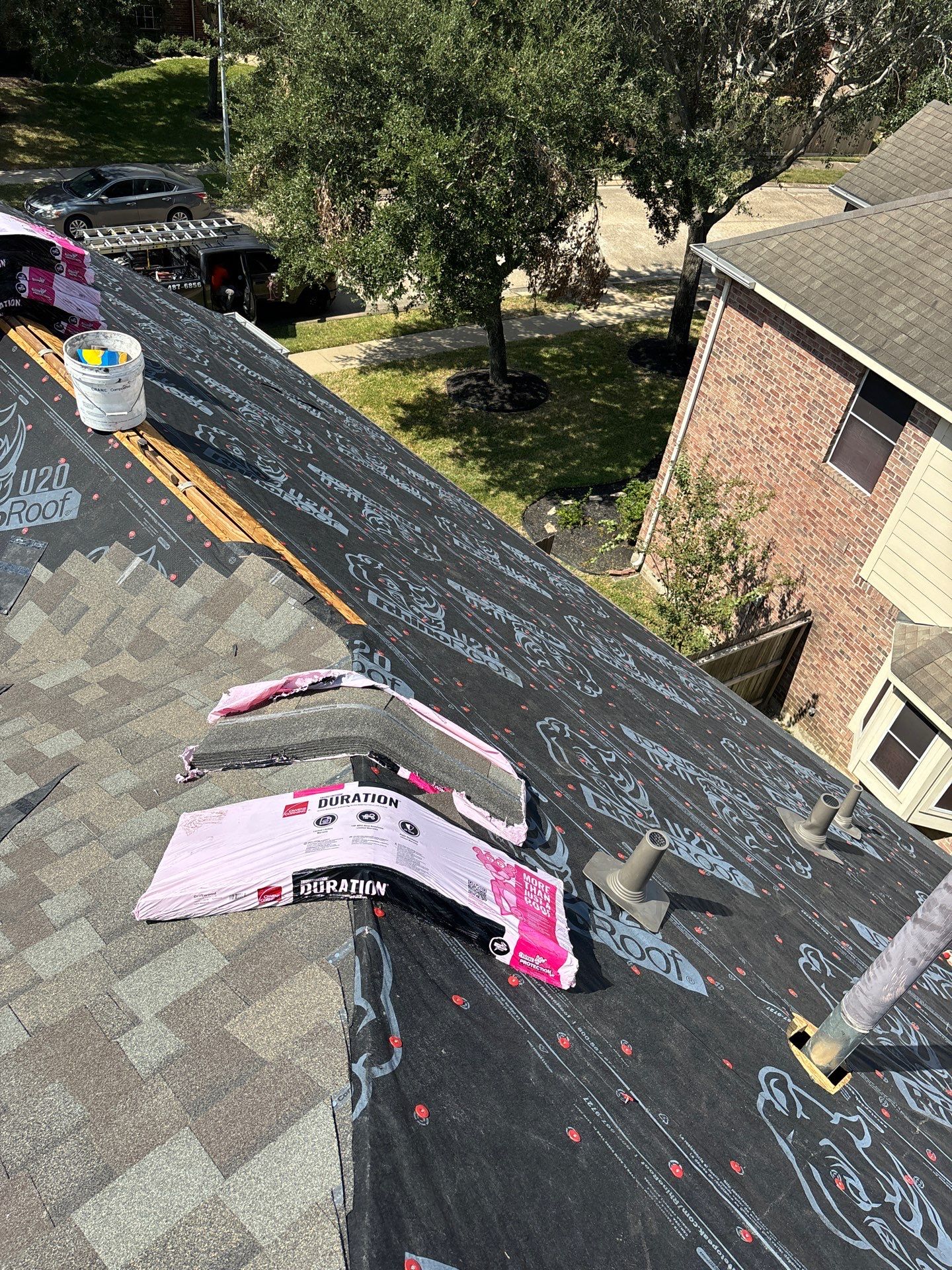 Residential Roofing Installation using Owen's Corning Duration (Lifetime) Shingles by Roof Repair Company