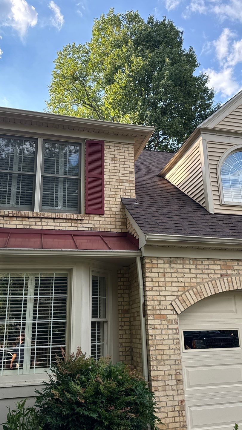 Vienna: Residential Roof Replacement with CertainTeed Landmark Designer Shingles in Burnt Sienna by RM Banning, Inc.