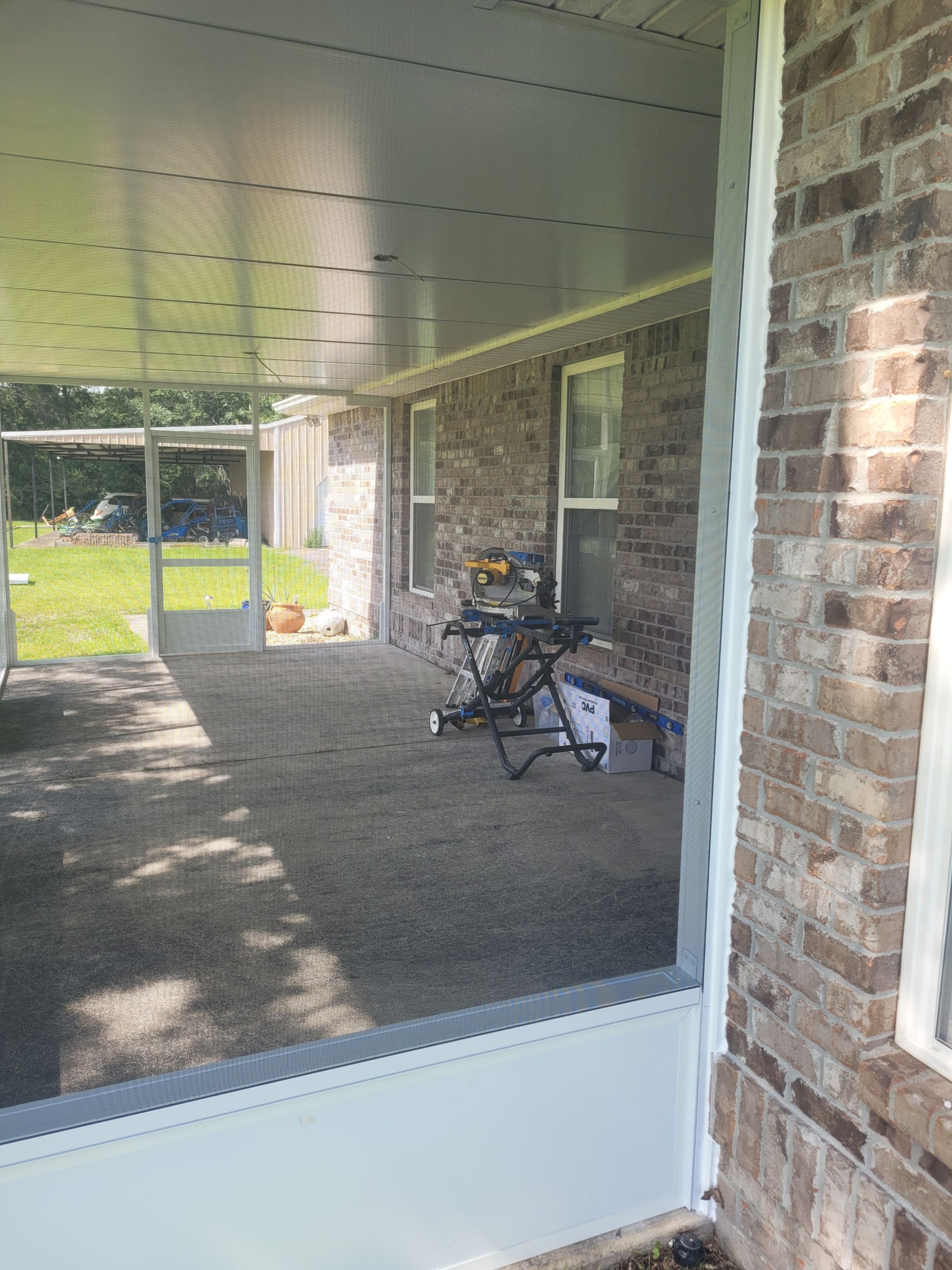 Screen Room in Baker, FL by Titan Sunrooms