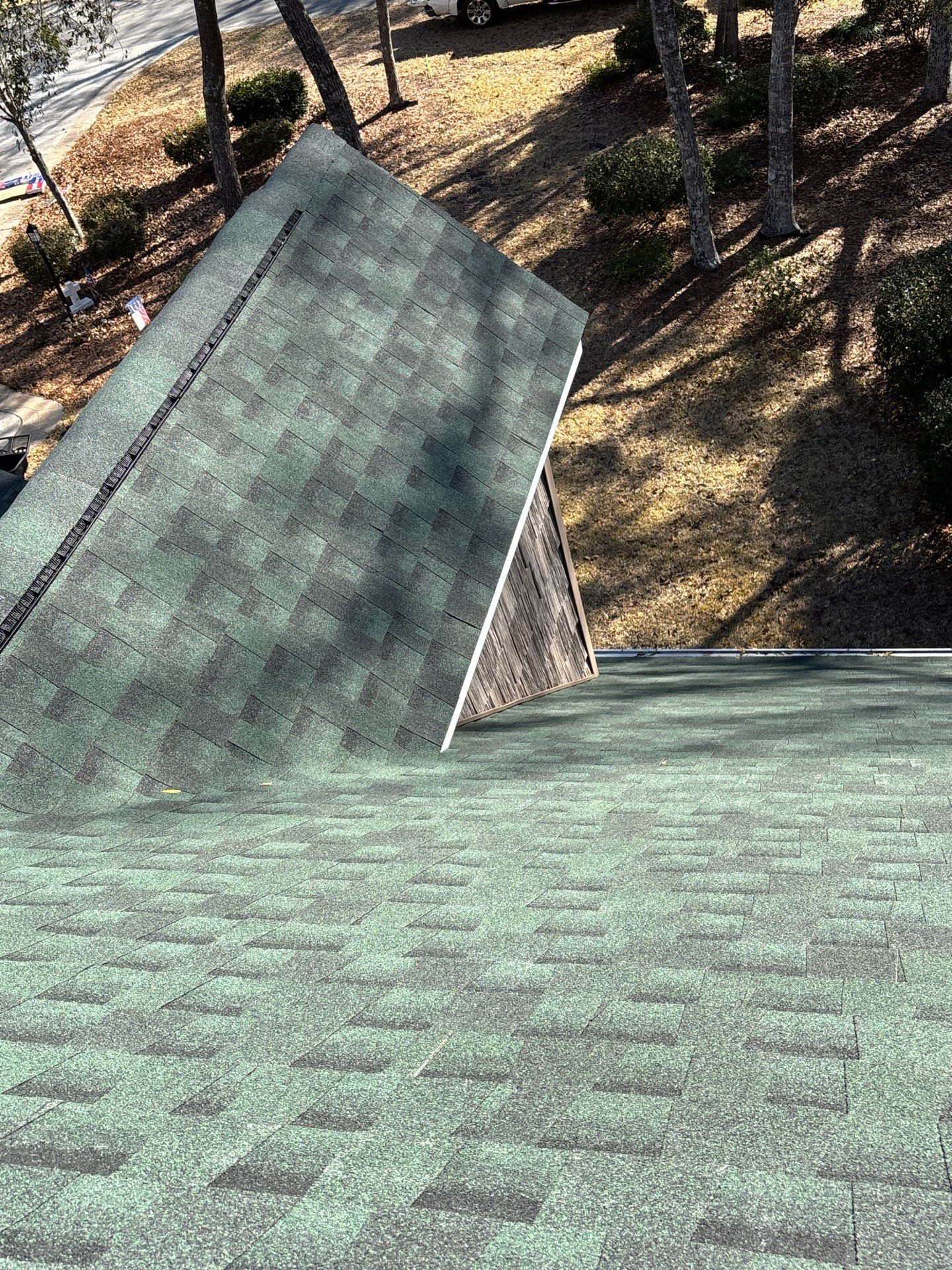 GAF HDZ - Hunter Green by Linta Roofing