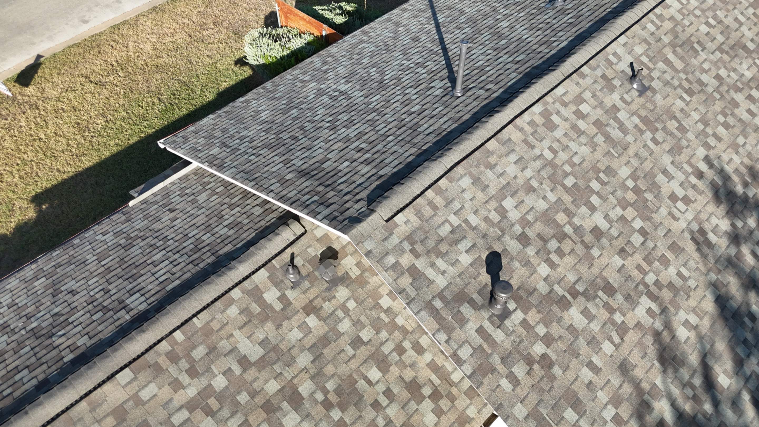 Driftwood - Owens Corning TruDefinition Duration by RoofsOnly.com