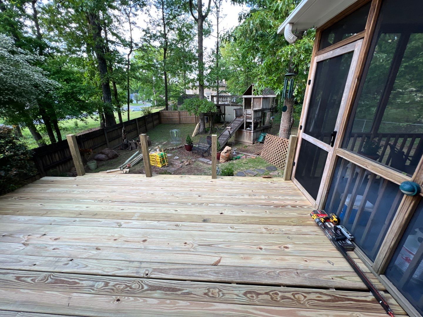 Oak Leaf Circle - Deck Installation  by Pillar and Pine