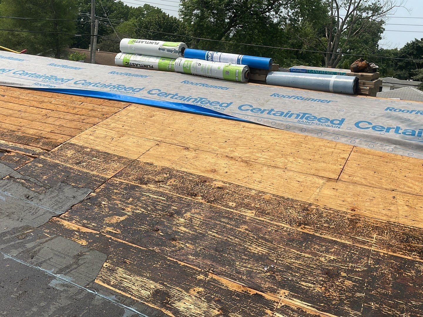 Roof Replacement using CertainTeed Landmark by 180 Contractors