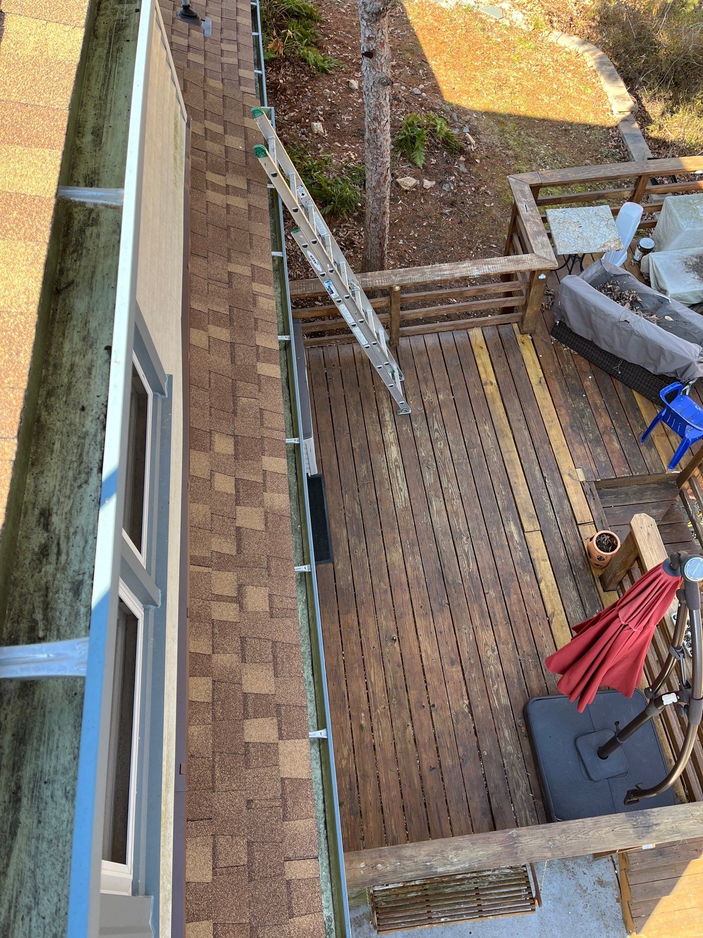 Springfield CertainTeed Landmark in Resawn Shake by RM Banning, Inc.