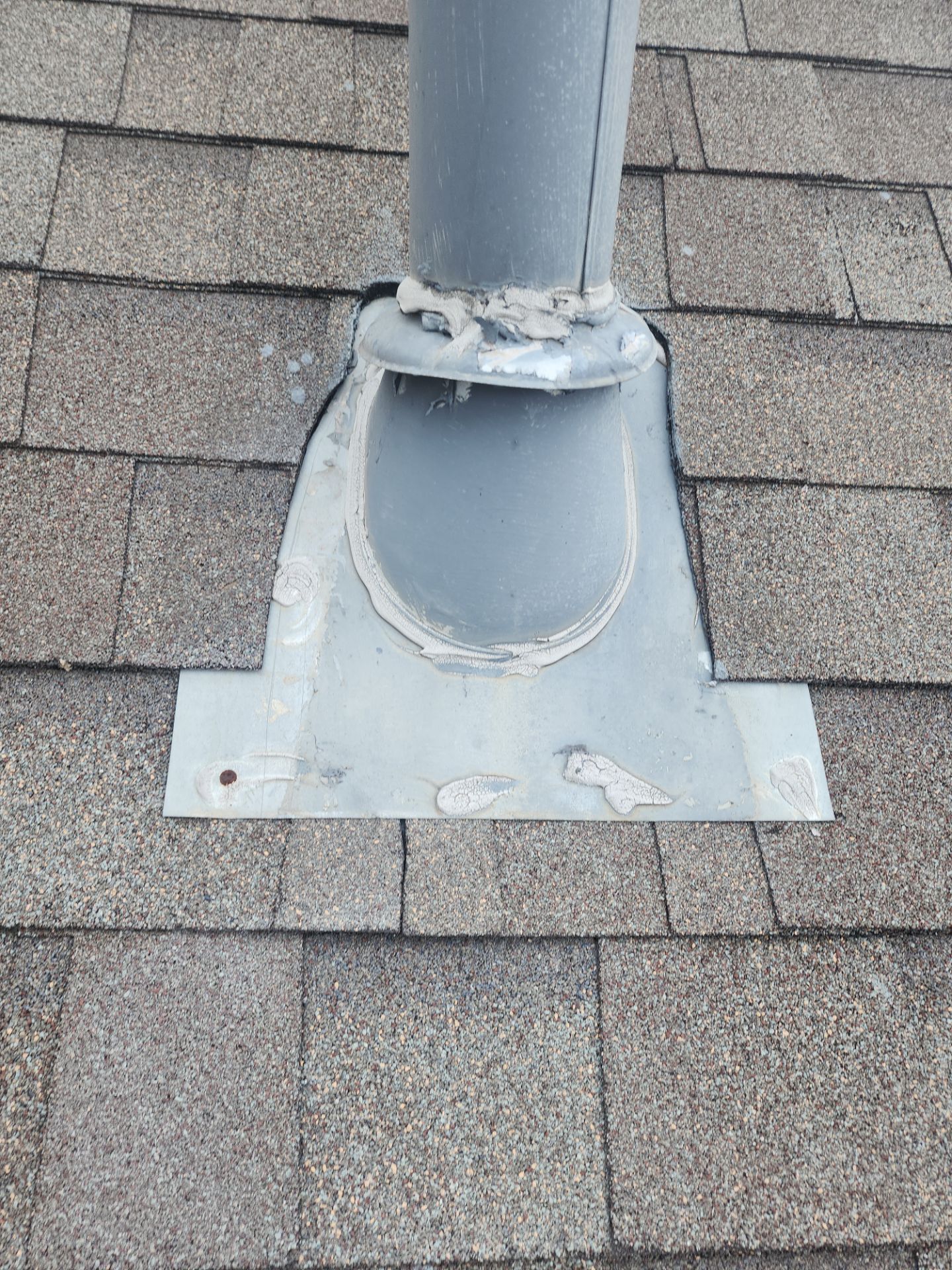 Hail Damage using Owen's Corning Duration (Lifetime) Shingles by Roof Repair Company