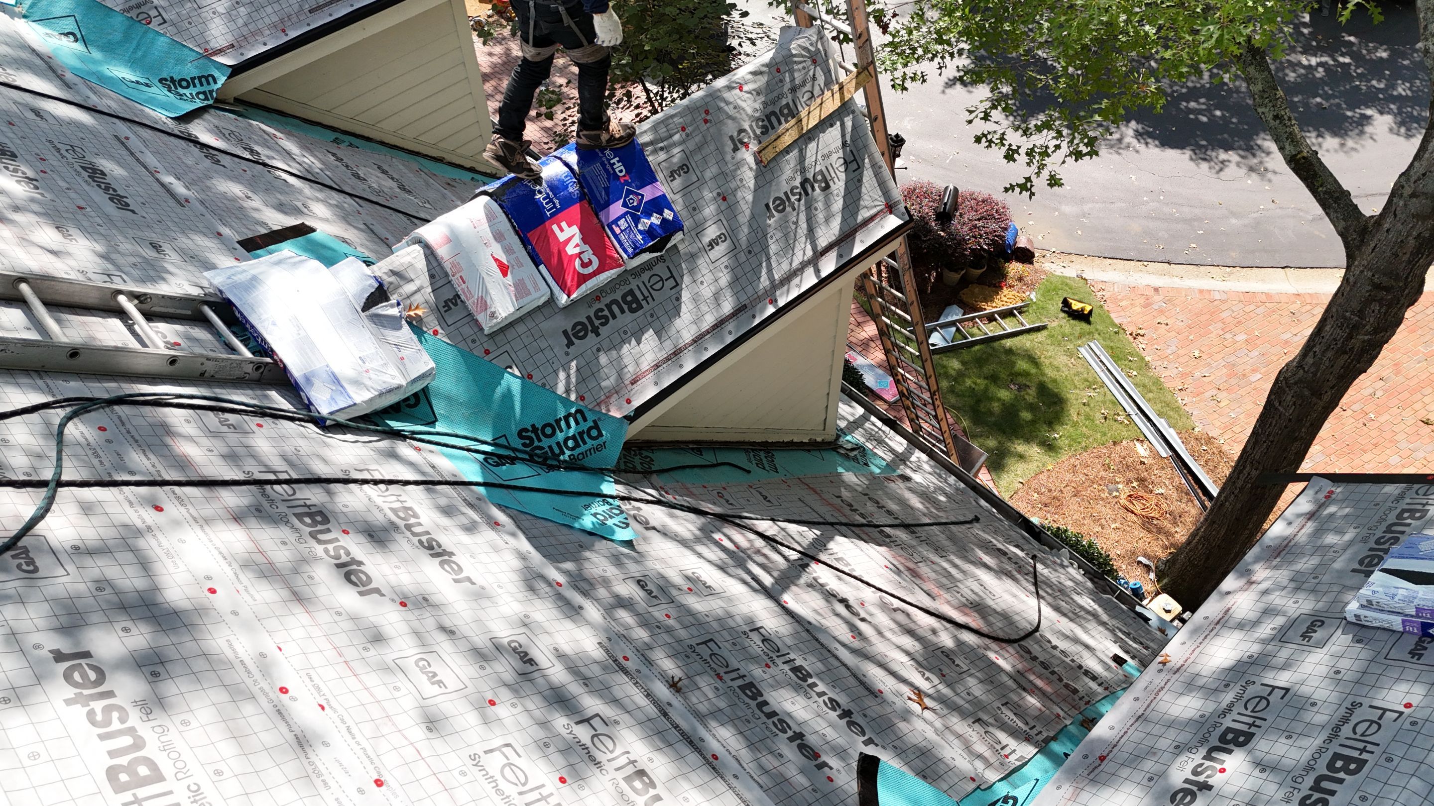 GAF Timberline HDZ in Charcoal by Element Pros Roofing, LLC