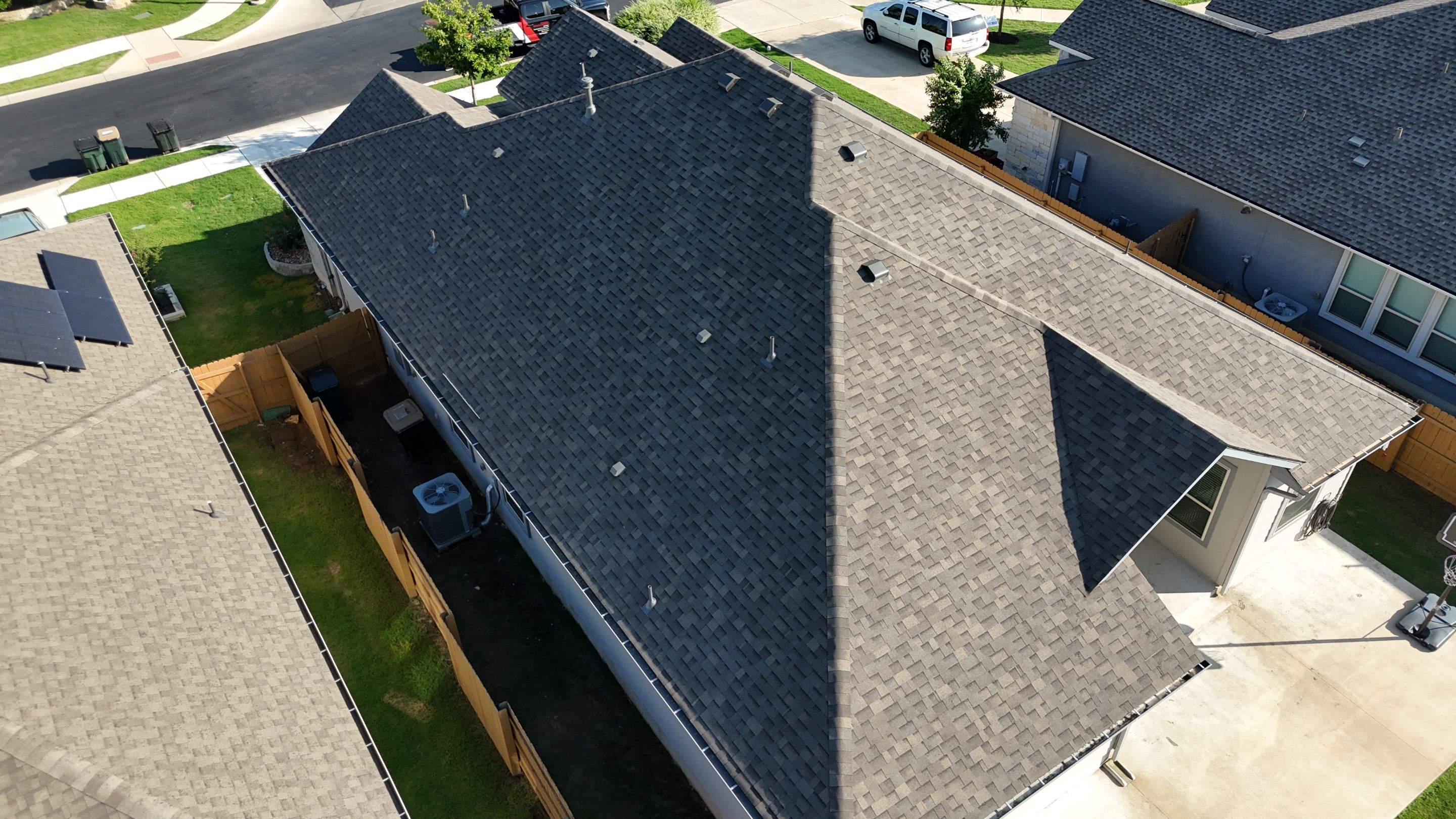 Weathered Wood - Malarkey Vista by RoofsOnly.com