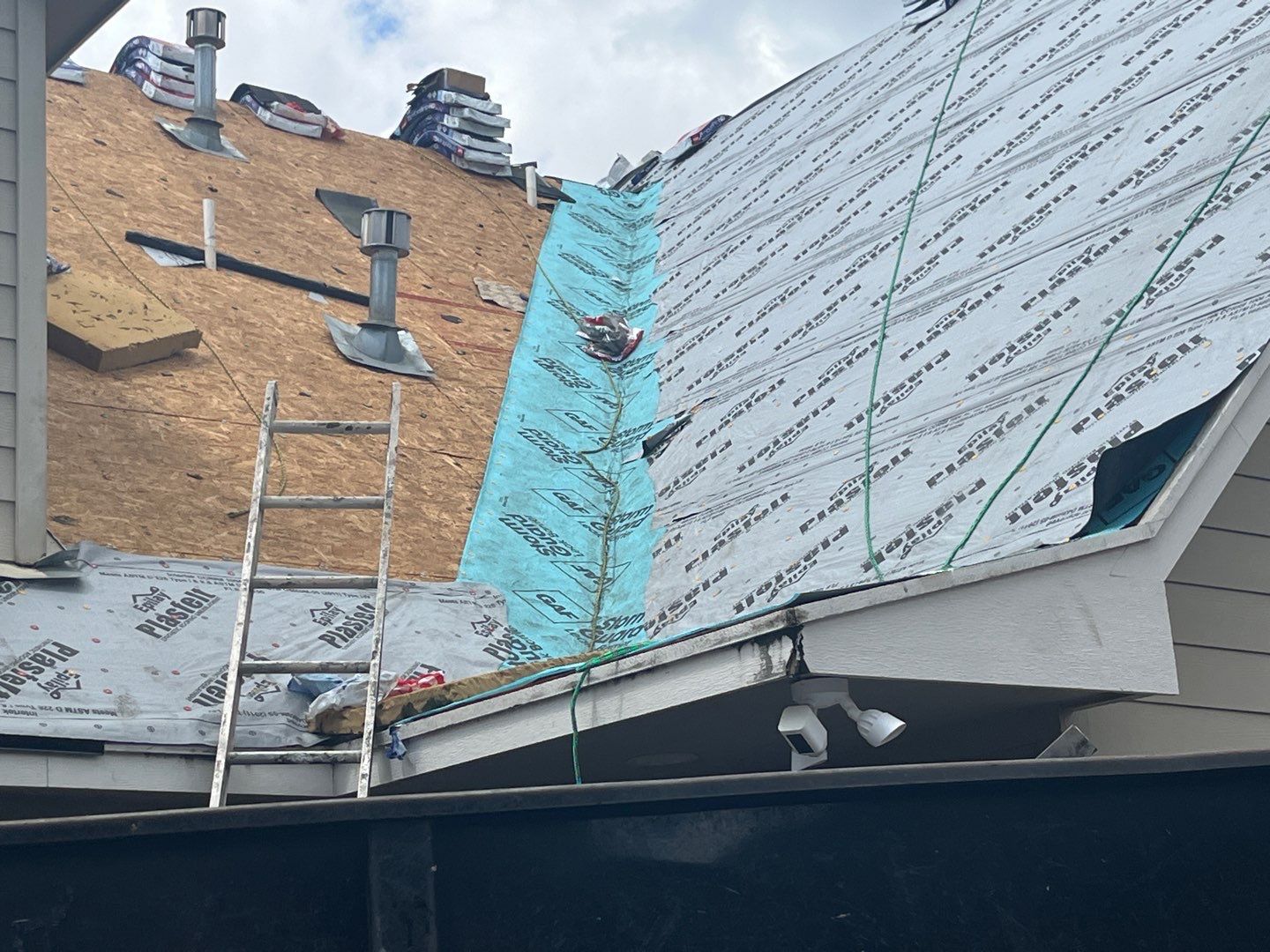 Residential Roof Replacement using GAF HDZ - Charcoal shingles by Elite Roofing LLC