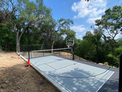 T Family 30x55 West Austin Court