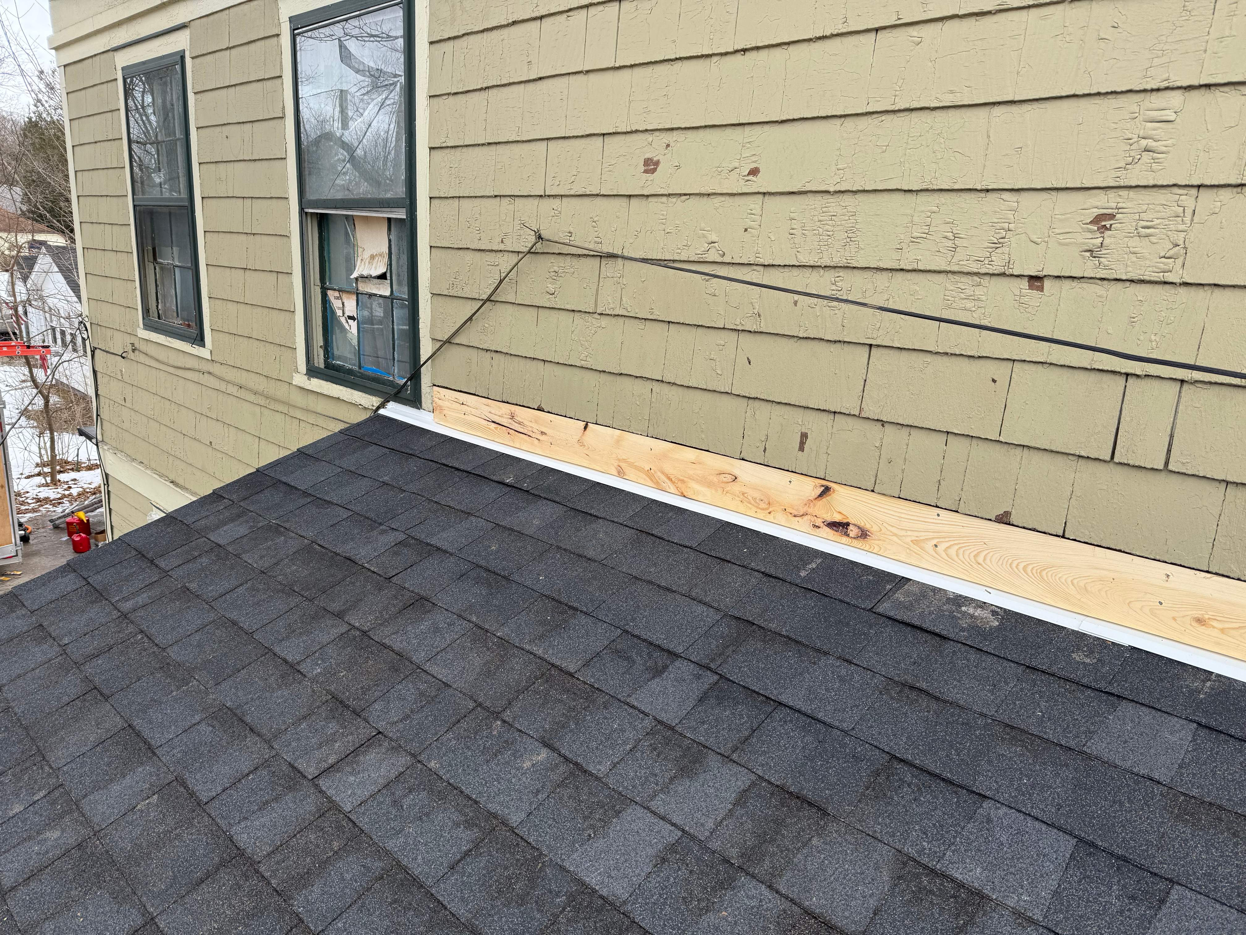 Residential Roof Replacement with Atlas Impact Resistant Shingles by GRACCO